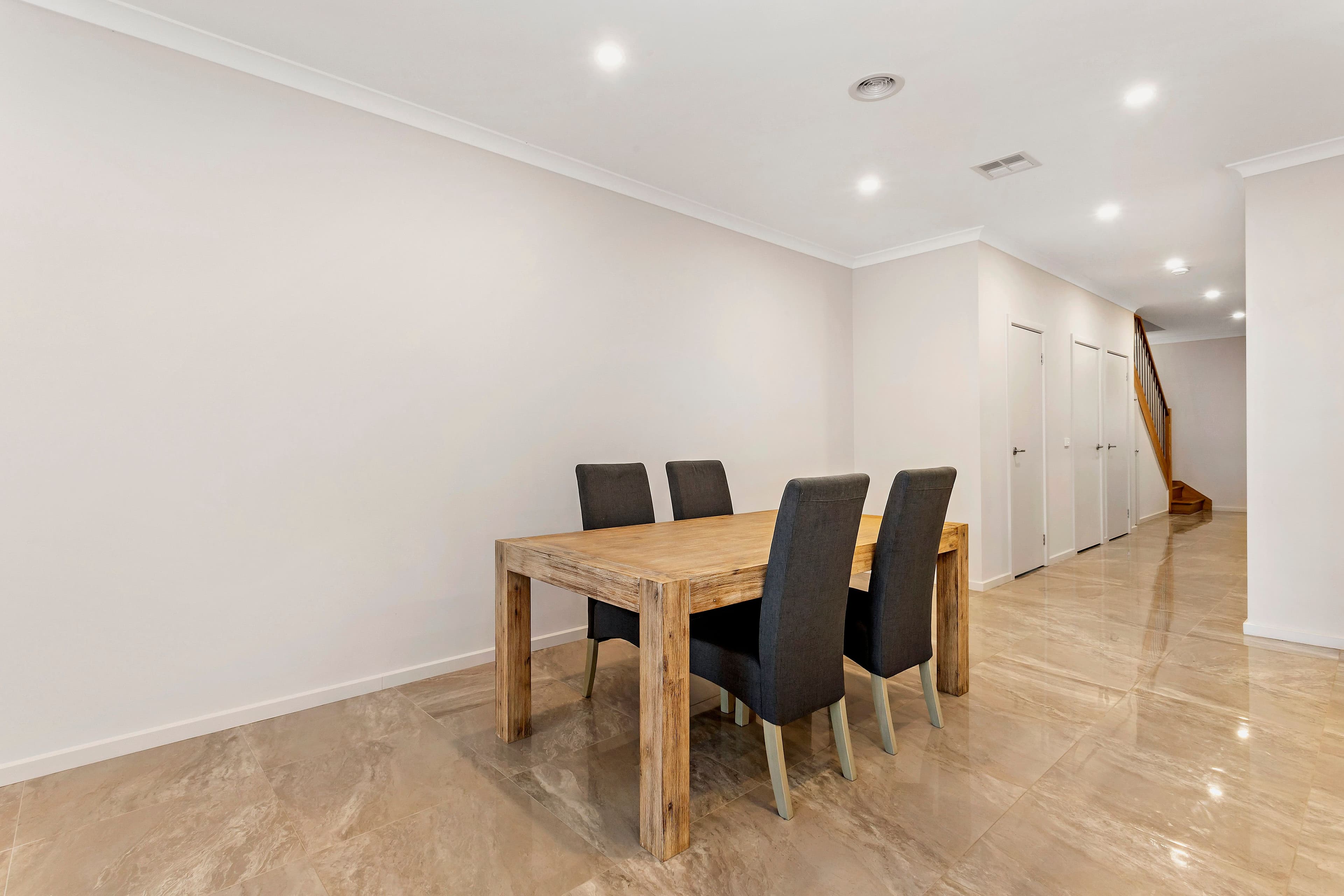 7B Gayle Court, Clayton South VIC 3169, Clayton South - Thumbnail 4