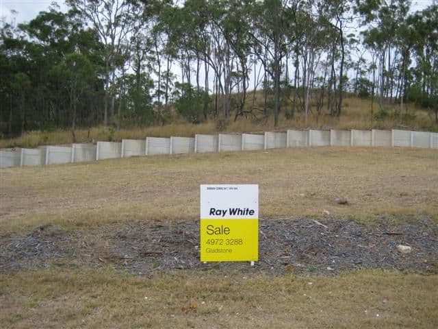 31 Grasstree Crescent, GLADSTONE QLD 4680, Gladstone - Image 1