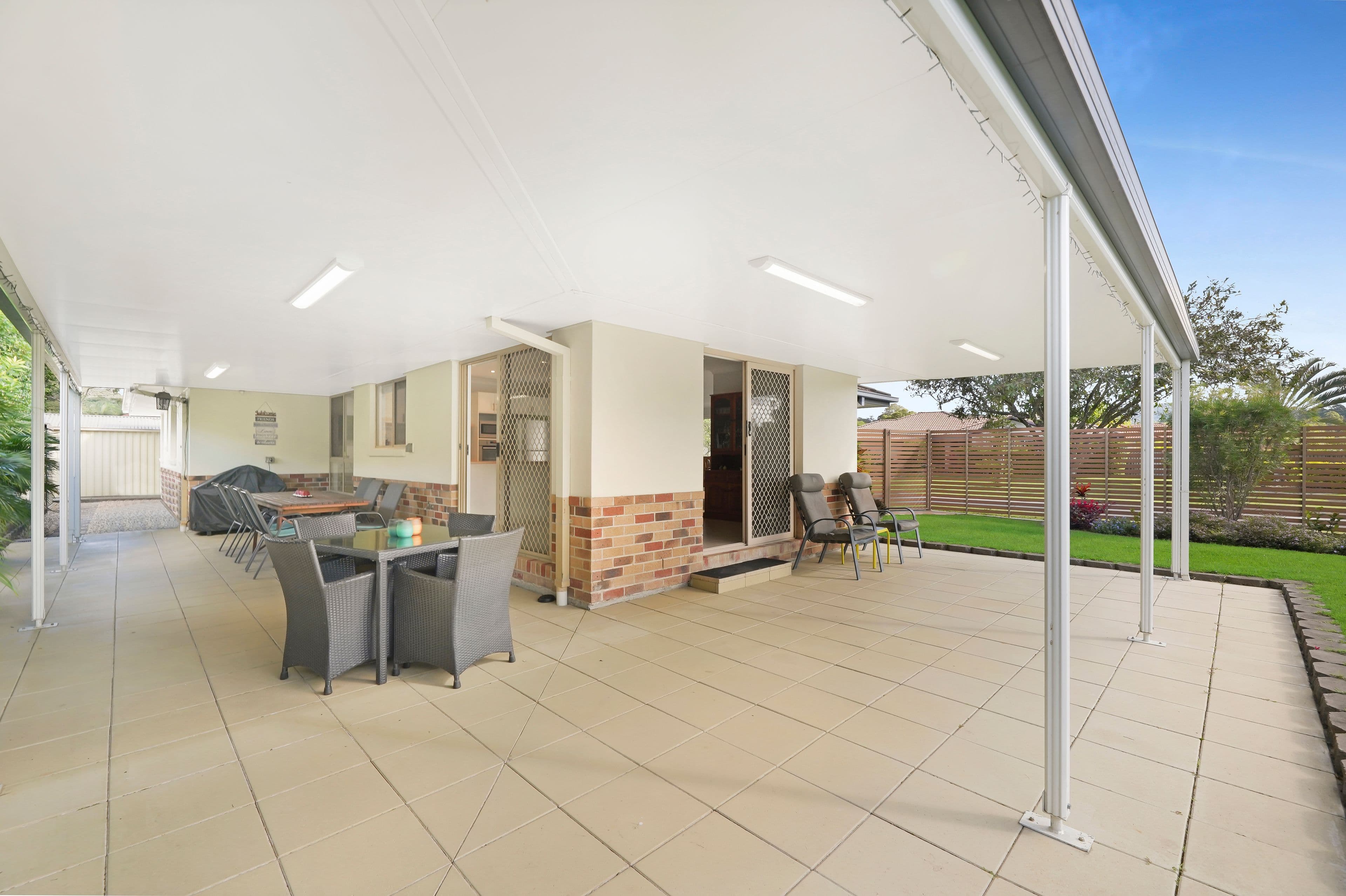 2 Springsure Drive, Mudgeeraba QLD 4213, Mudgeeraba - Thumbnail 8
