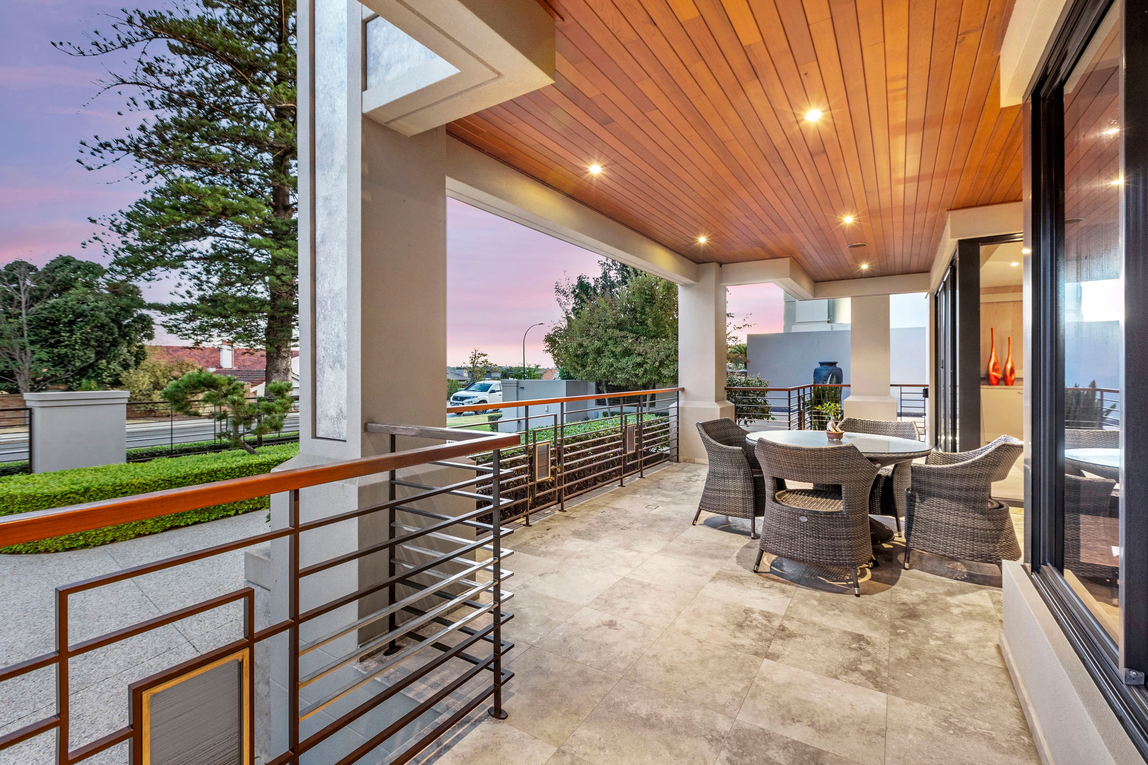 31 Jutland Parade, Dalkeith WA 6009, Dalkeith - Thumbnail 3