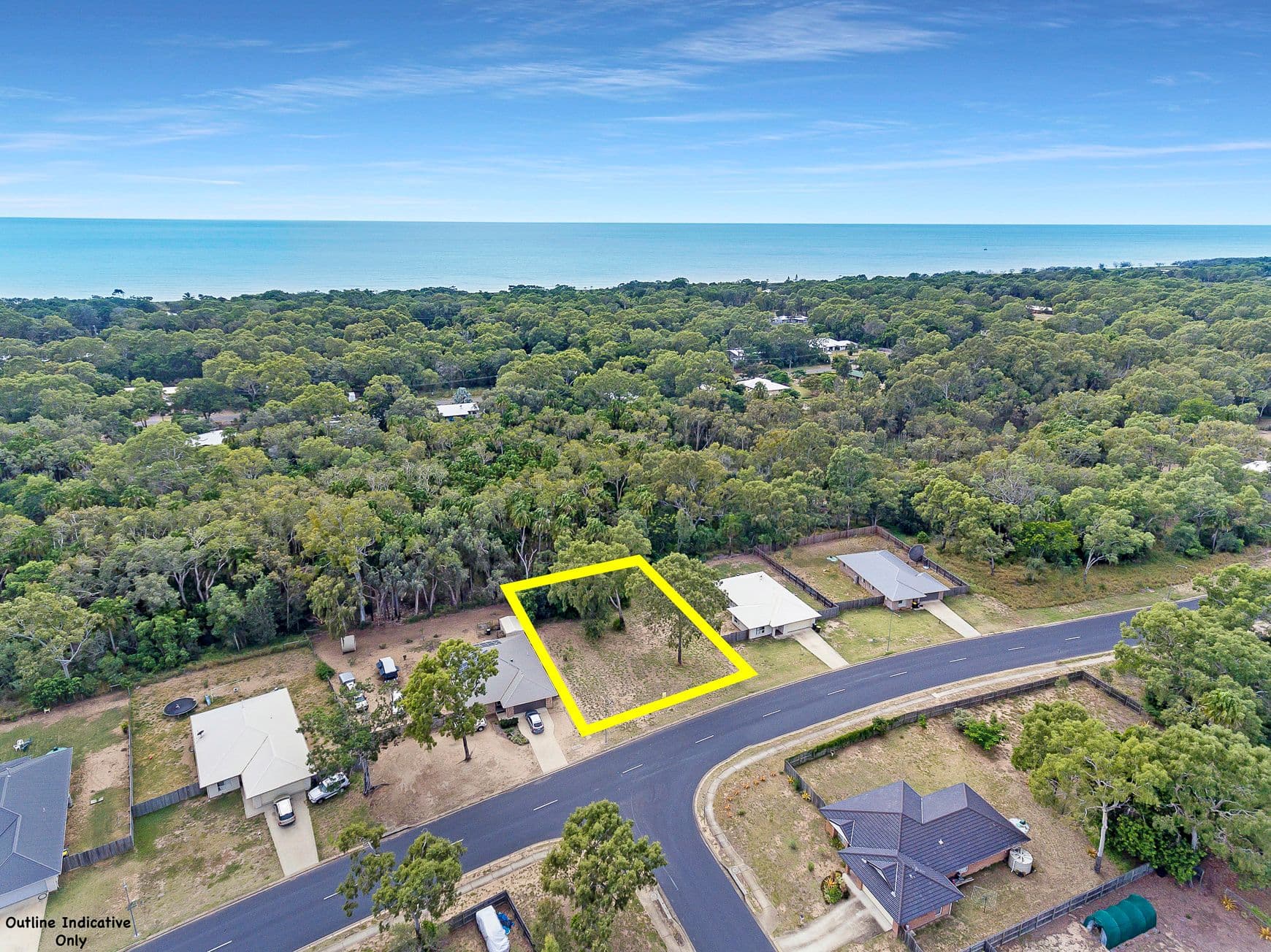 72 Malvern Drive, Moore Park Beach QLD 4670, Moore Park Beach - Thumbnail 3