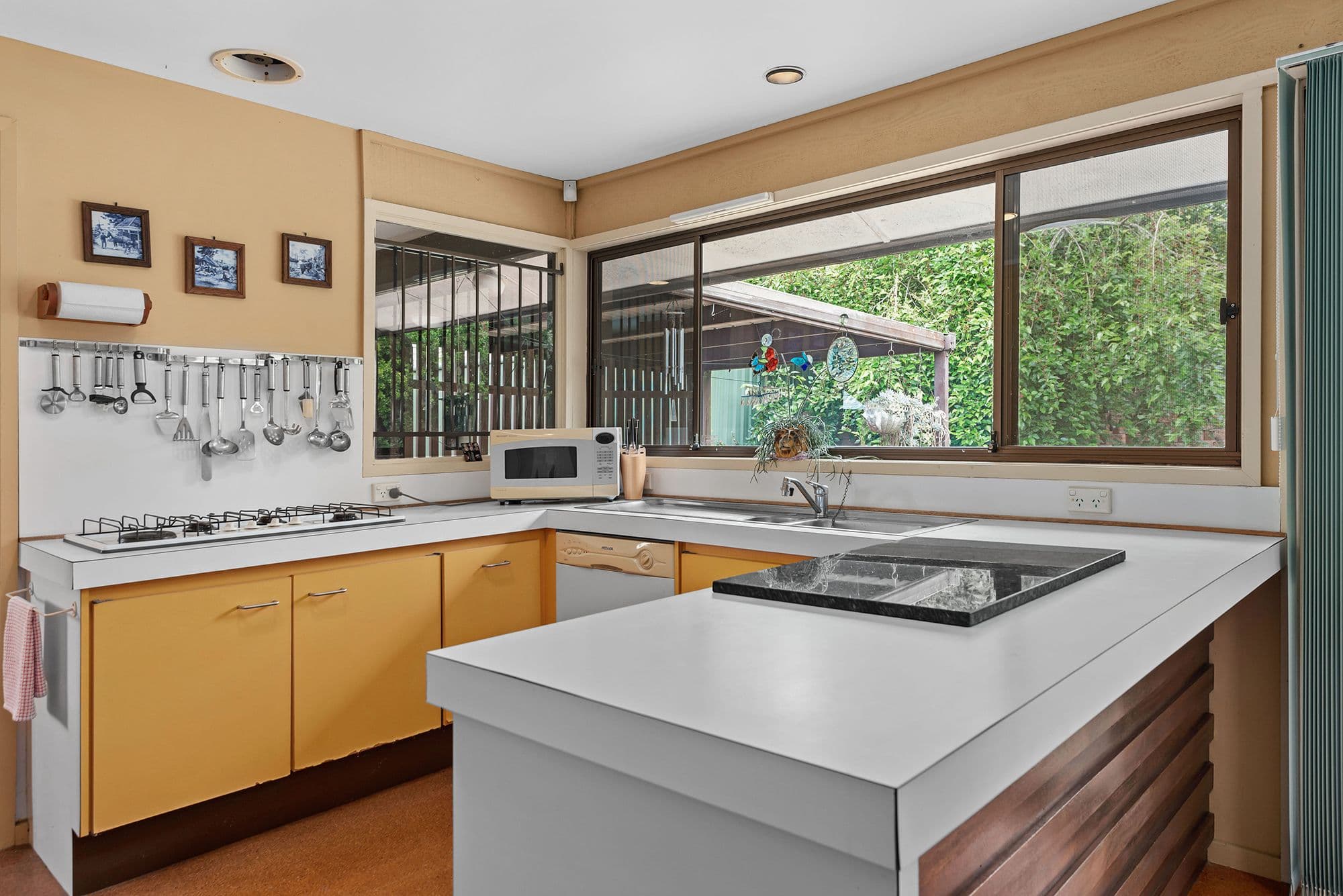 18 Aronia Street, Kenmore QLD 4069, Kenmore - Thumbnail 4