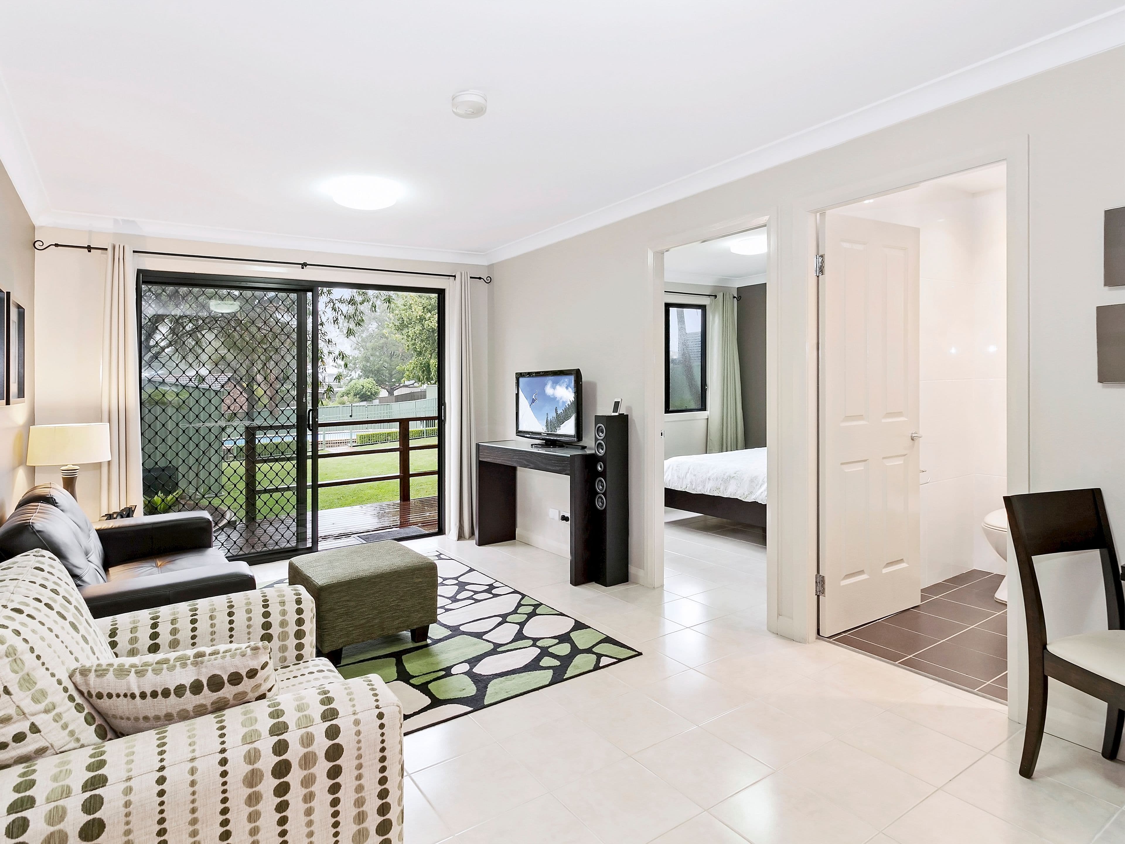 7 Stonehaven Road, Stanwell Tops - Thumbnail 7