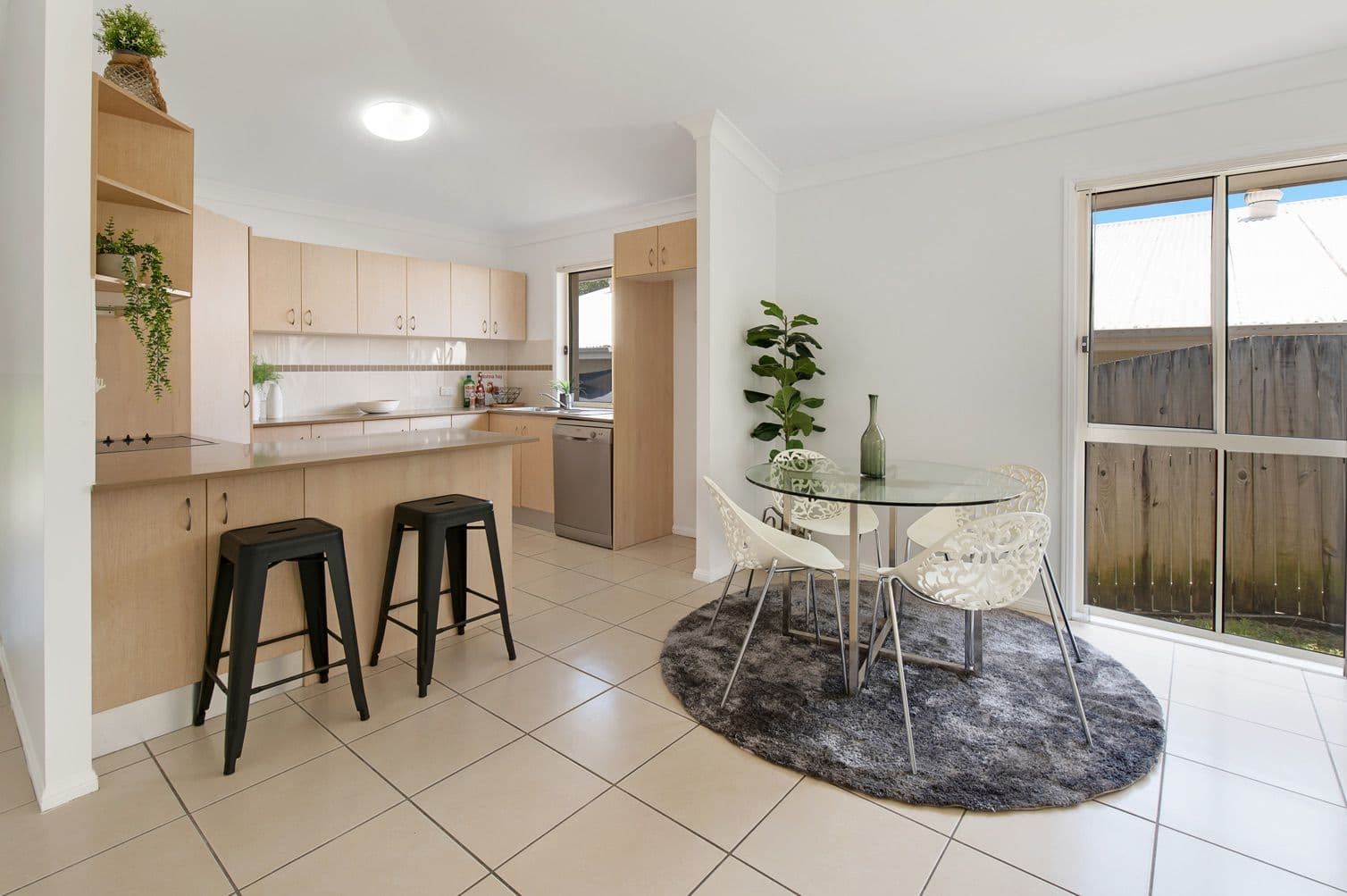 18 Madison Road, Coomera QLD 4209, Coomera - Thumbnail 2