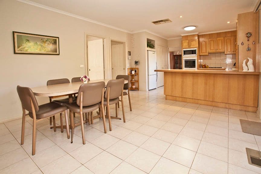 44 Alex Avenue, WHEELERS HILL VIC 3150, Wheelers Hill - Thumbnail 2