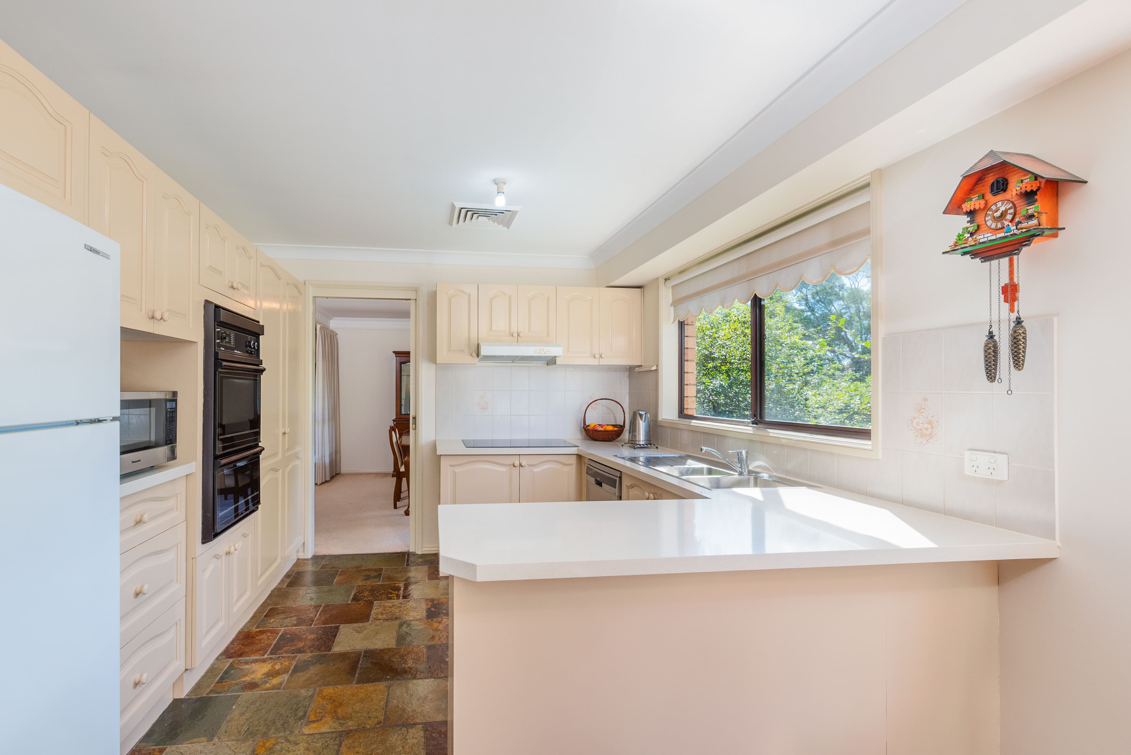 3 Chapman Avenue, Castle Hill NSW 2154, Castle Hill - Thumbnail 3