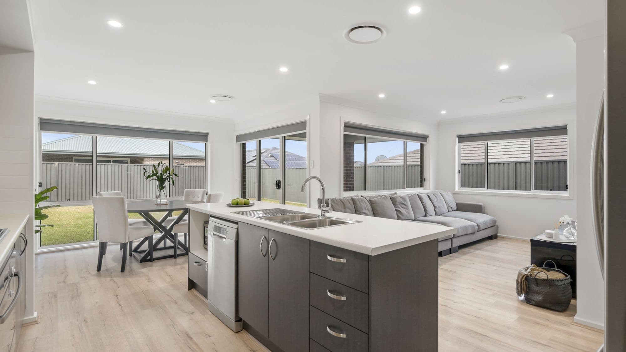 43 Jennings Crescent, Spring Farm NSW 2570, Spring Farm - Thumbnail 5