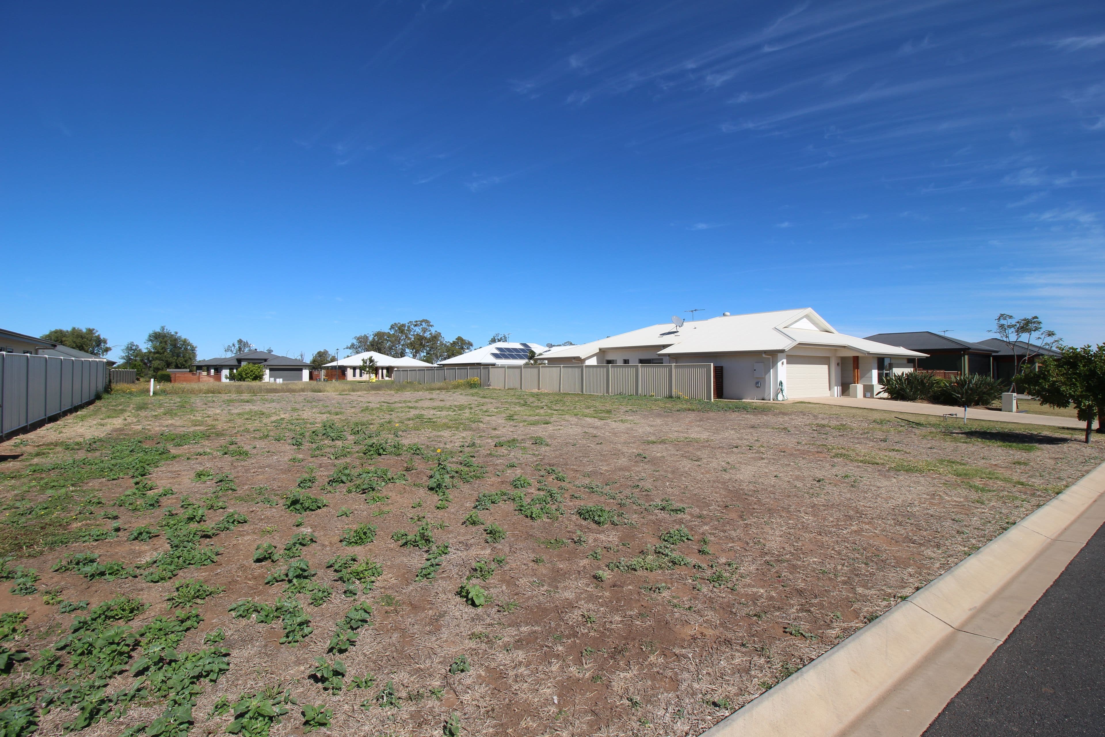 20 Flemington Road, Emerald QLD 4720, Emerald - Thumbnail 4