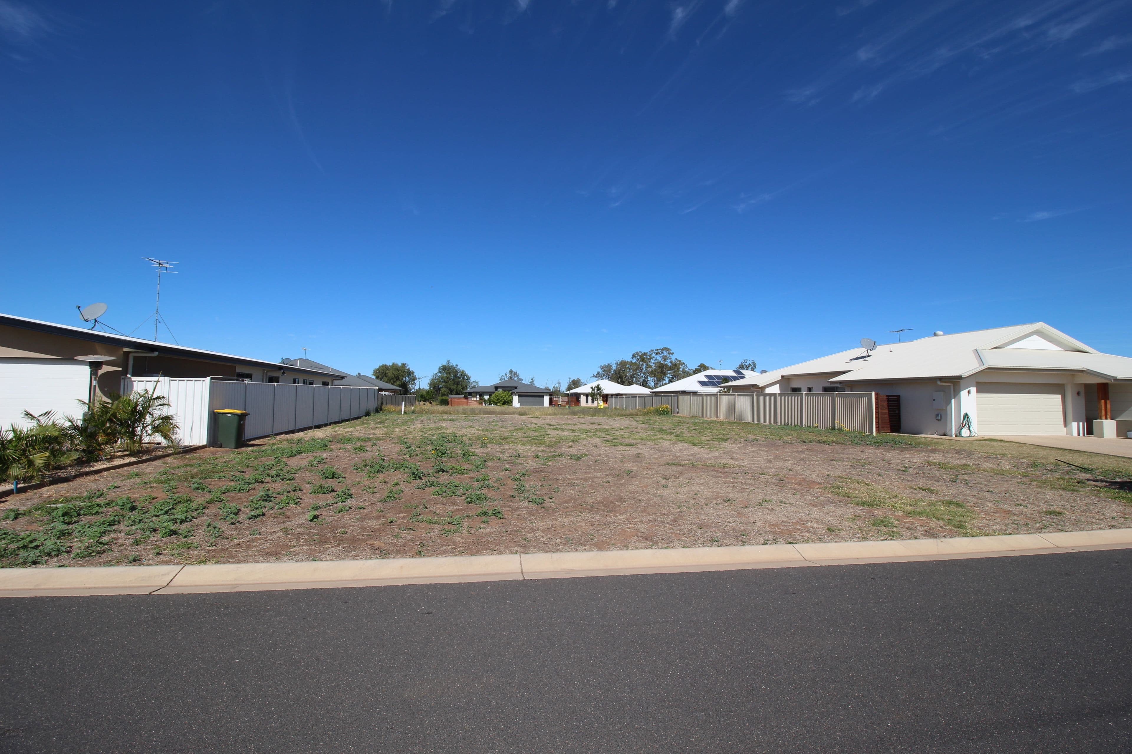 20 Flemington Road, Emerald QLD 4720, Emerald - Thumbnail 5