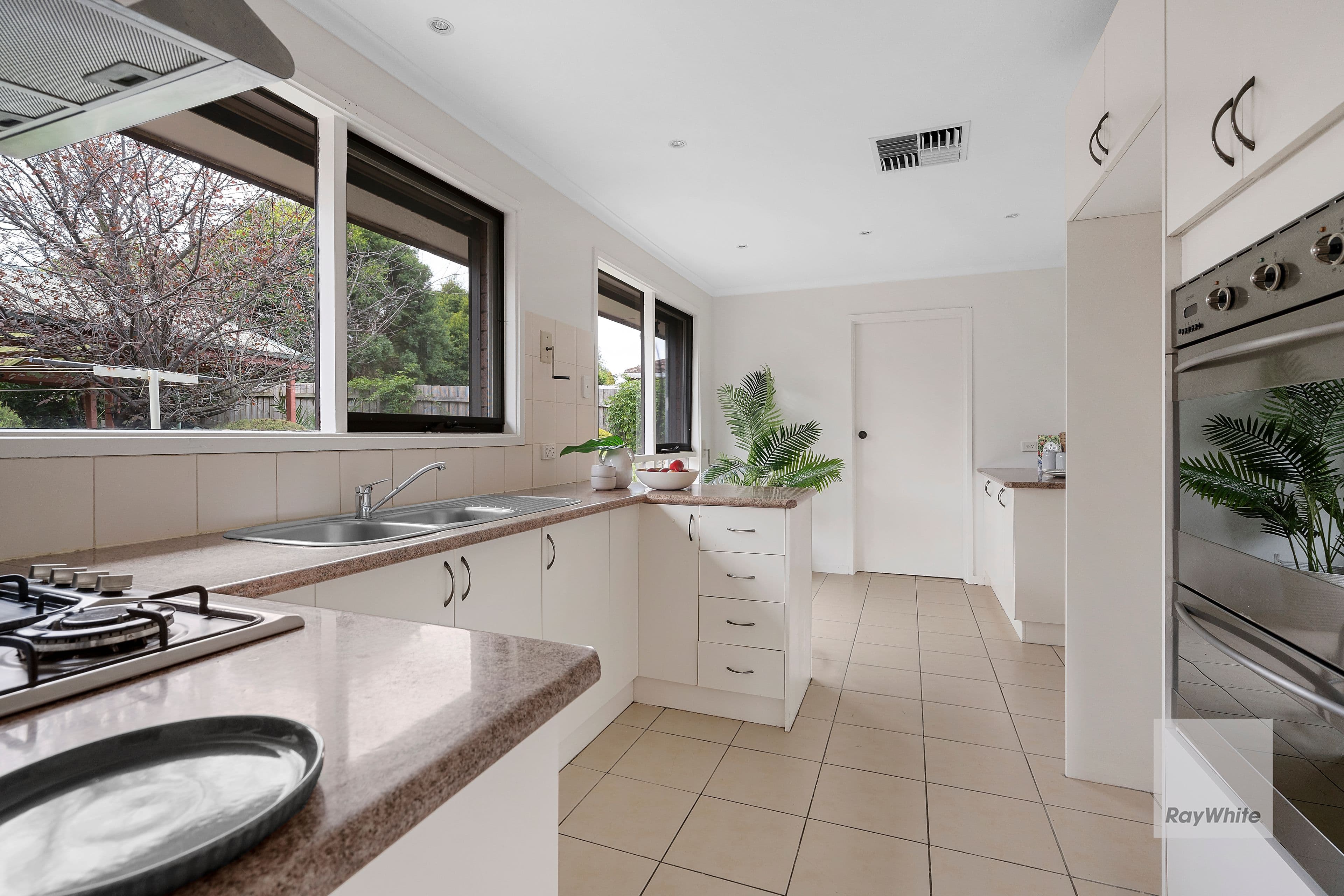 140 McLeans Road, Bundoora VIC 3083, Bundoora - Thumbnail 5