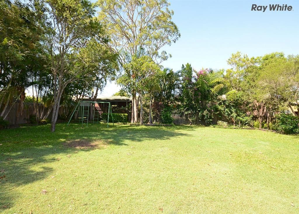 15 Debra Court, URANGAN QLD 4655, Urangan - Thumbnail 5