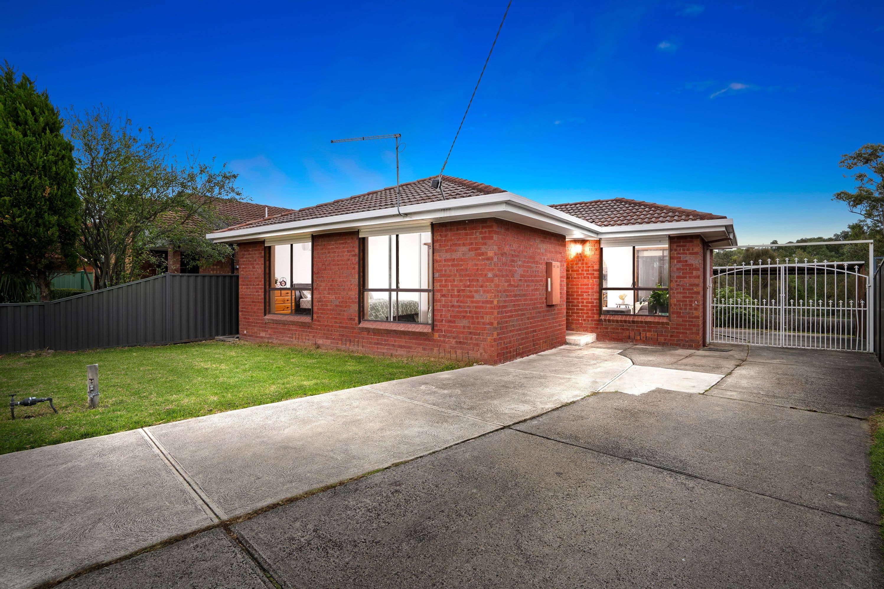 33 Carlisle Drive, Epping VIC 3076, Epping - Image 1