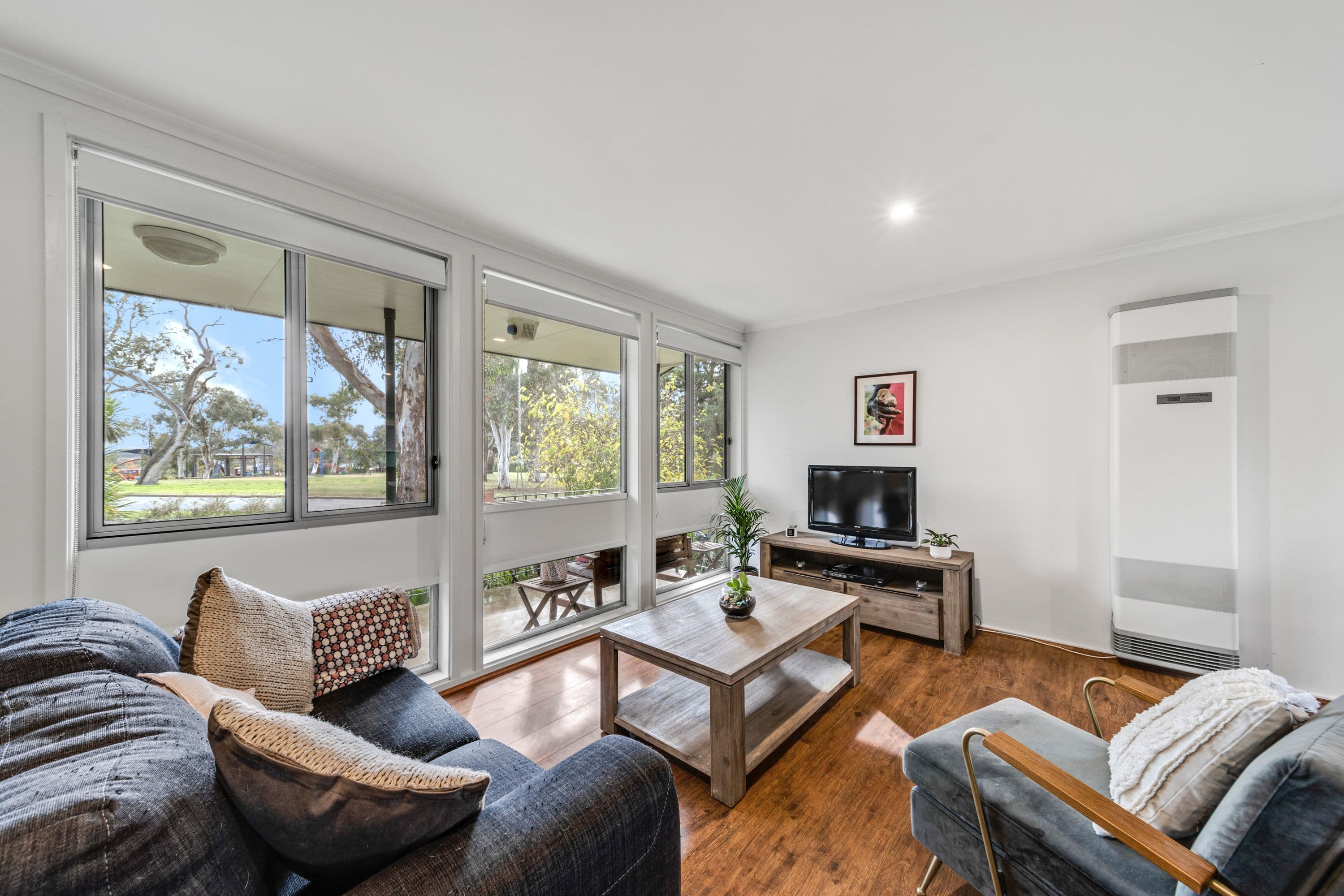 9 Boniwell Street, Higgins ACT 2615, Higgins - Thumbnail 2