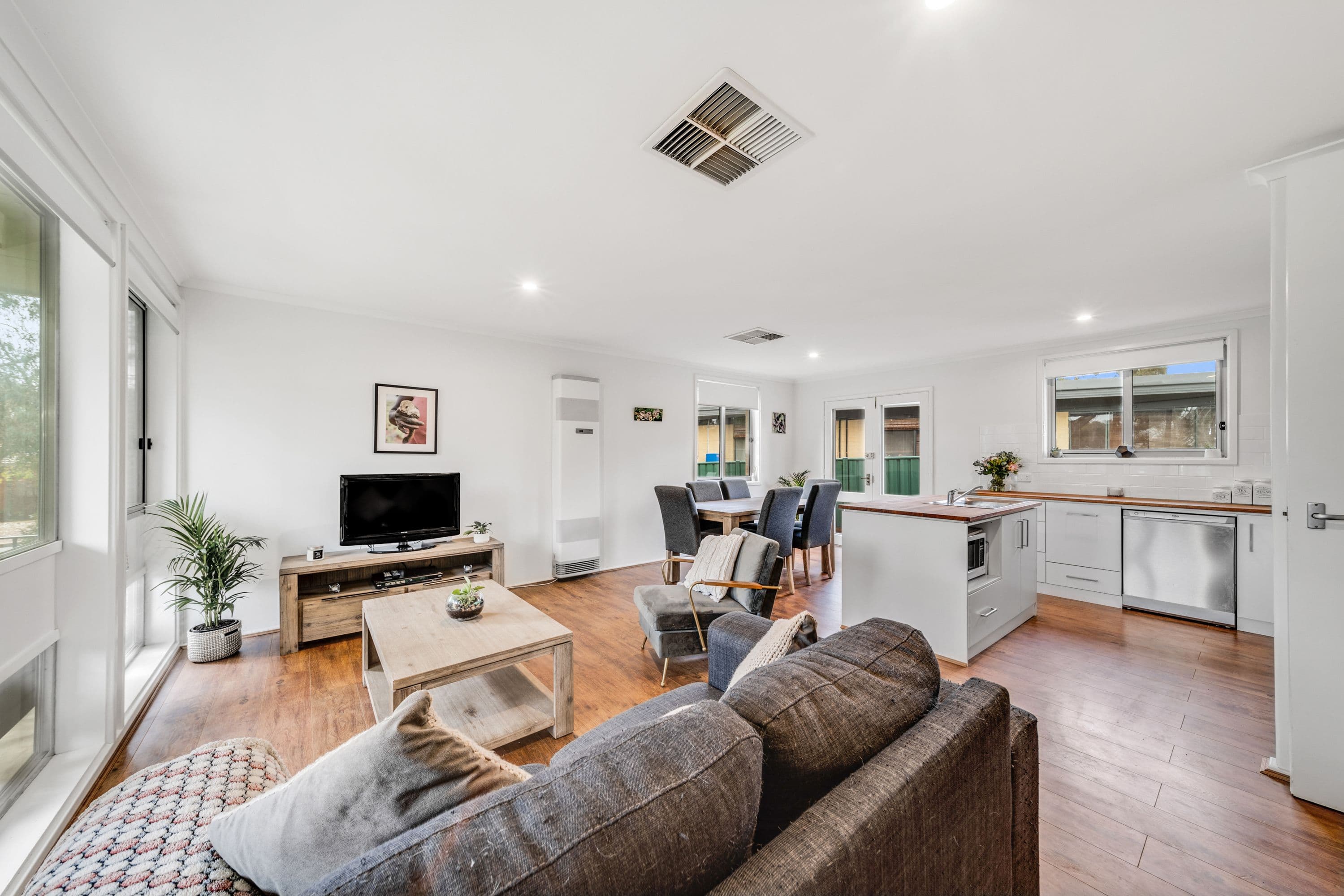9 Boniwell Street, Higgins ACT 2615, Higgins - Thumbnail 3