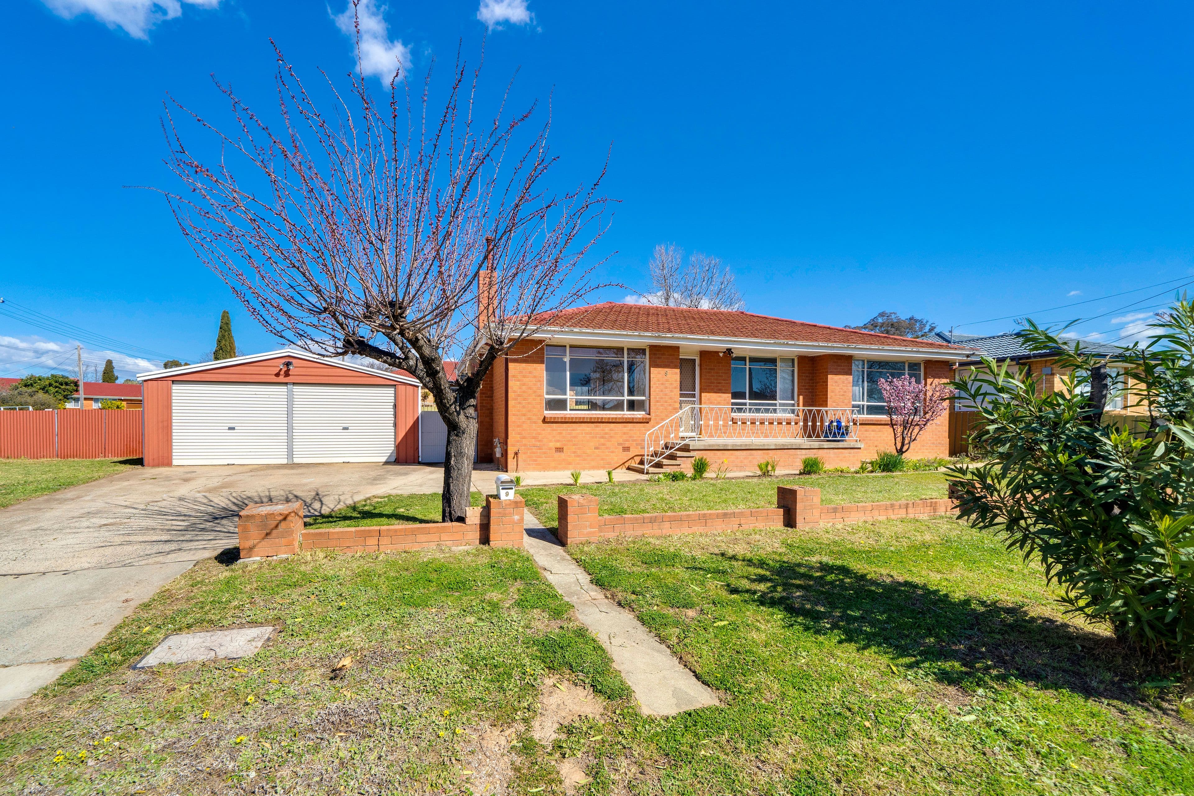 9 Irene Avenue, Queanbeyan NSW 2620, Queanbeyan - Thumbnail 2