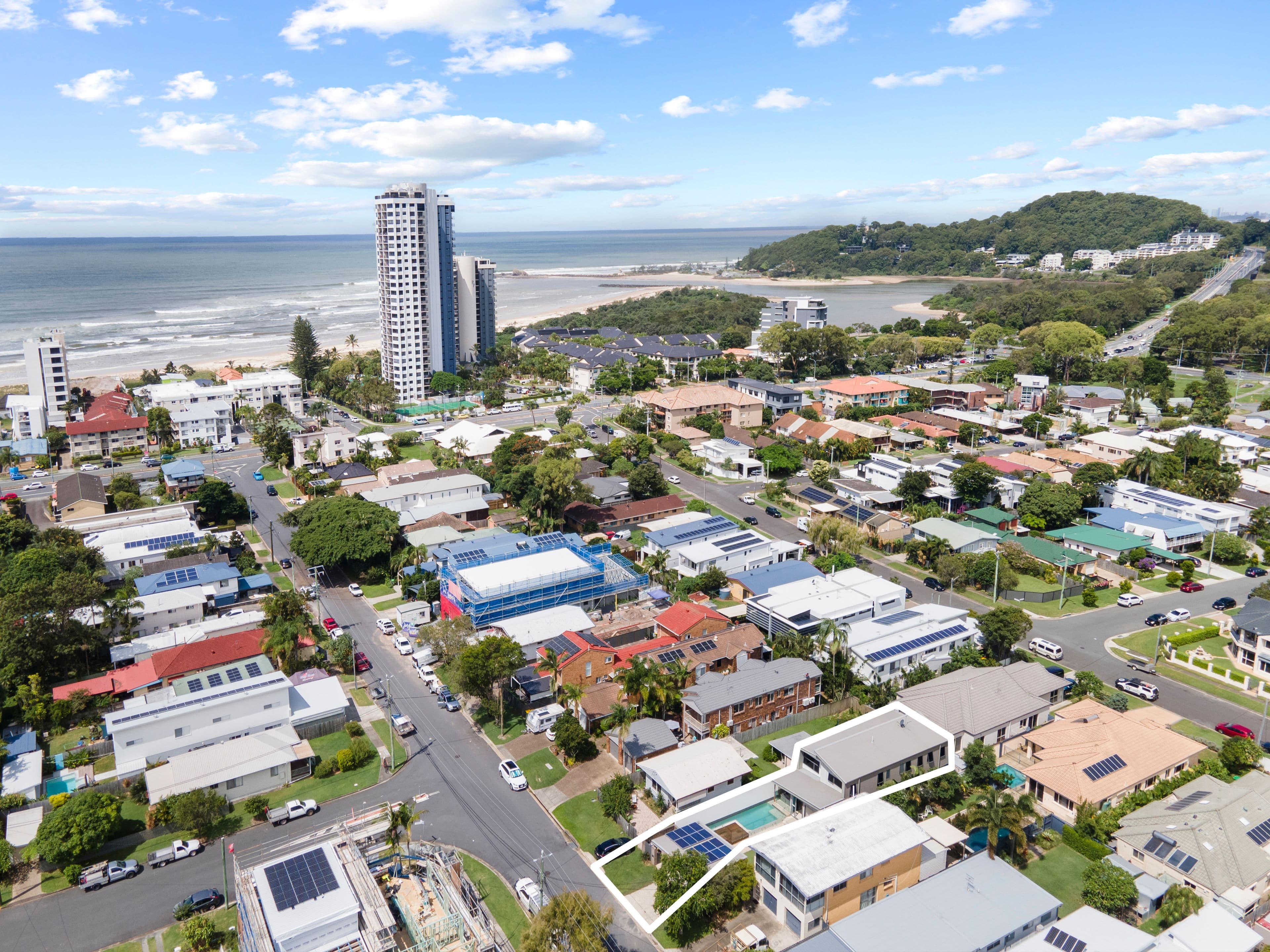 32 First Avenue, Palm Beach QLD 4221, Palm Beach - Thumbnail 3