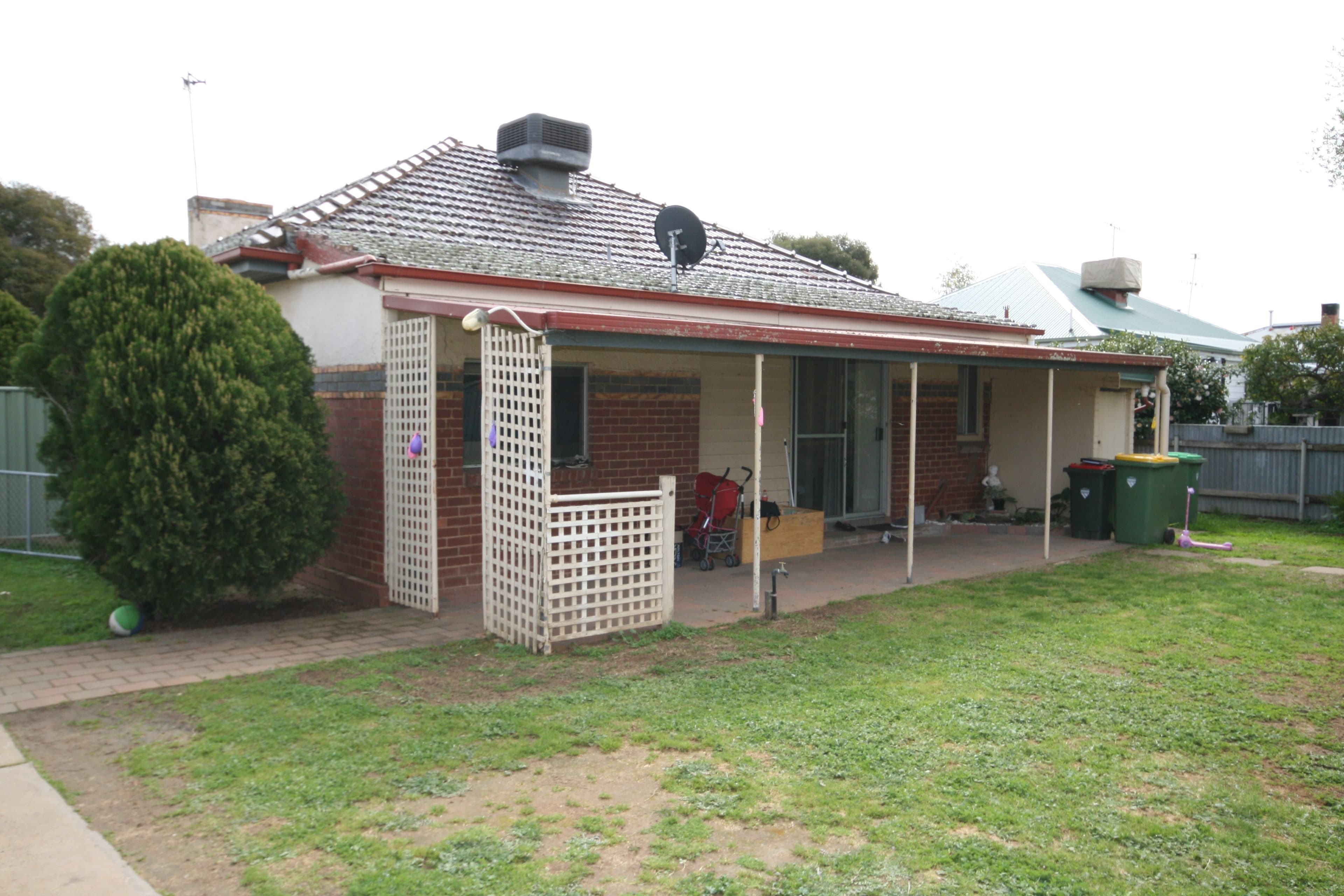 13 Edward Street, Rochester VIC 3561, Rochester - Thumbnail 2