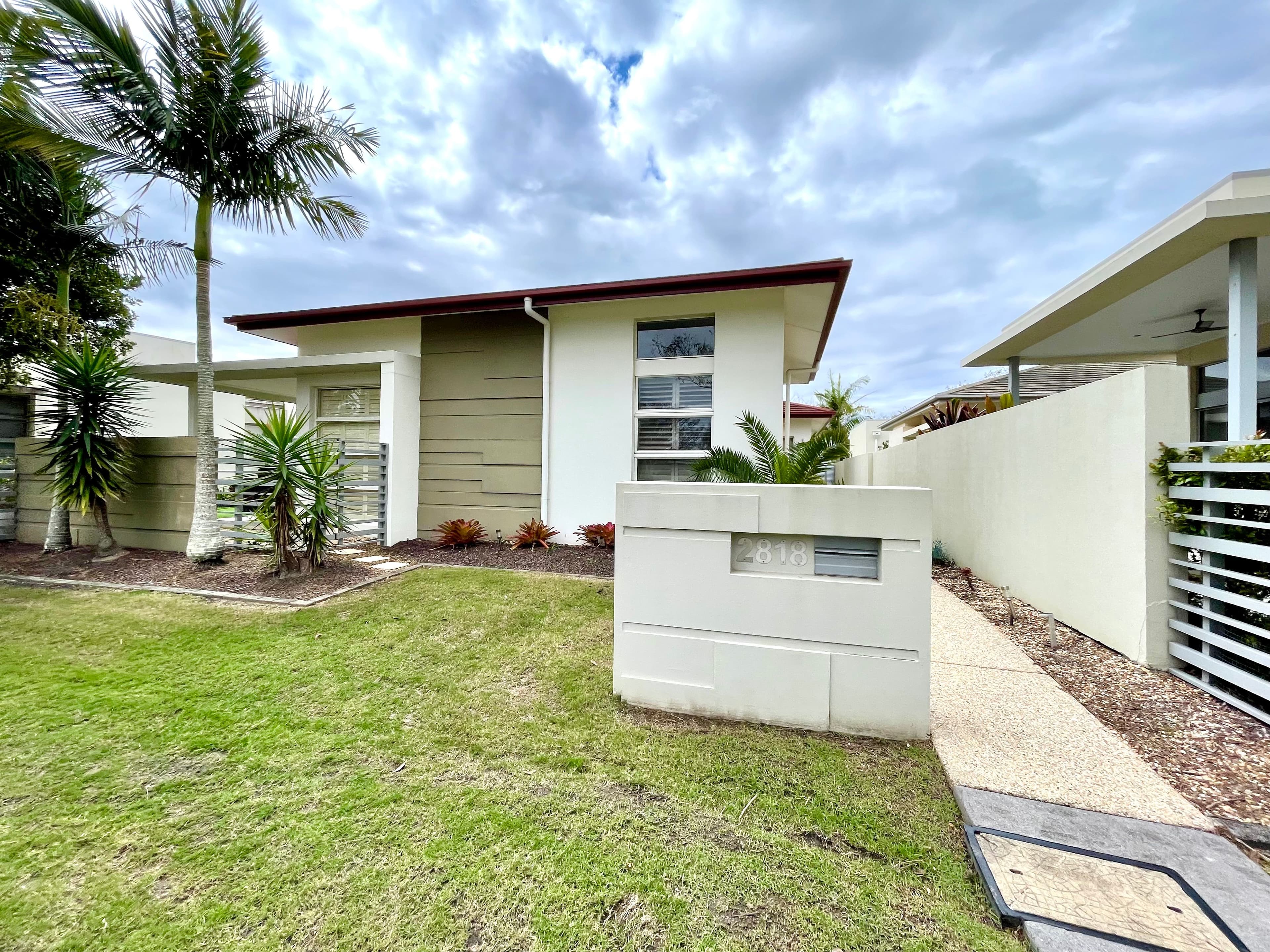 2818 Gracemere Drive, Hope Island QLD 4212, Hope Island - Image 1
