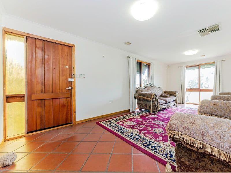 8 Bower Drive, Werribee VIC 3030, Werribee - Thumbnail 6