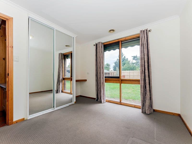 8 Bower Drive, Werribee VIC 3030, Werribee - Thumbnail 7