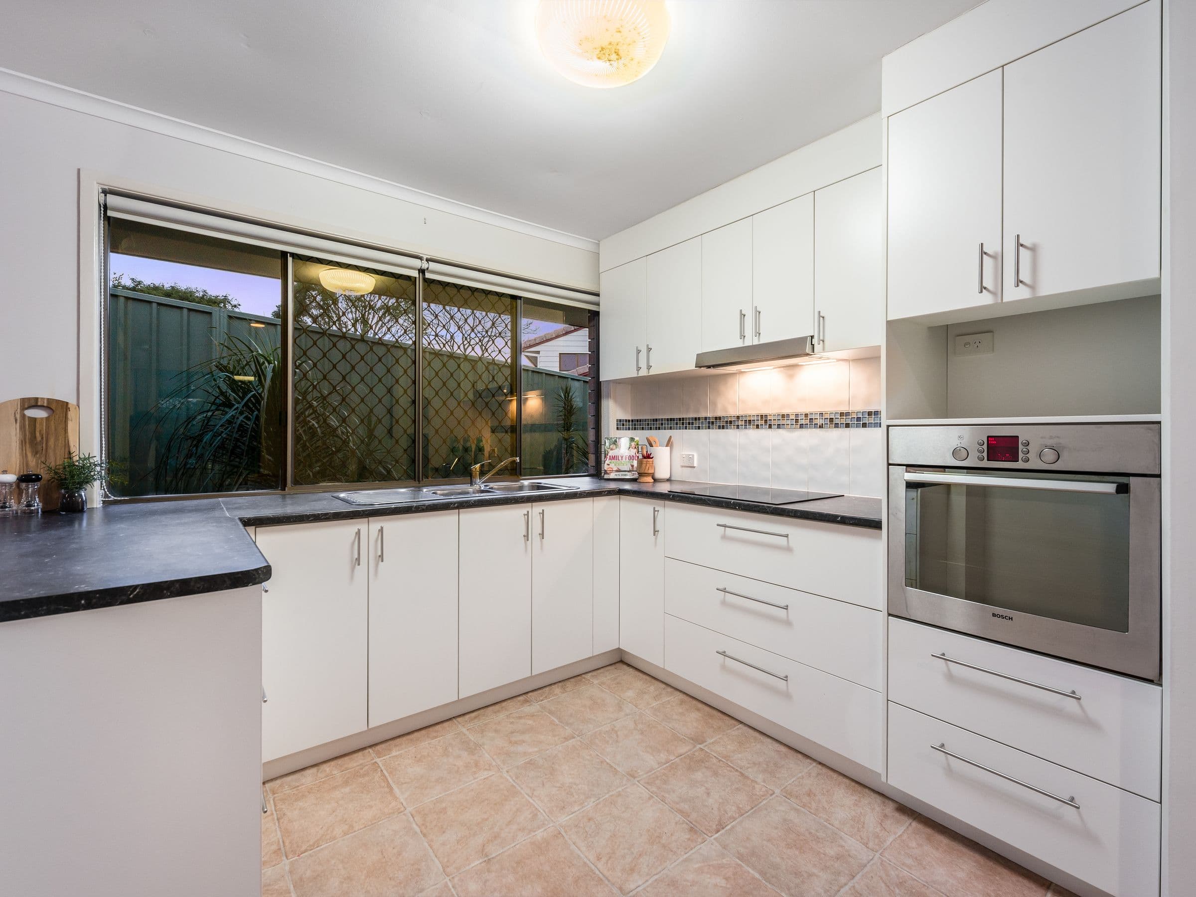 19 Grampian Court, Rochedale South QLD 4123, Rochedale South - Thumbnail 4