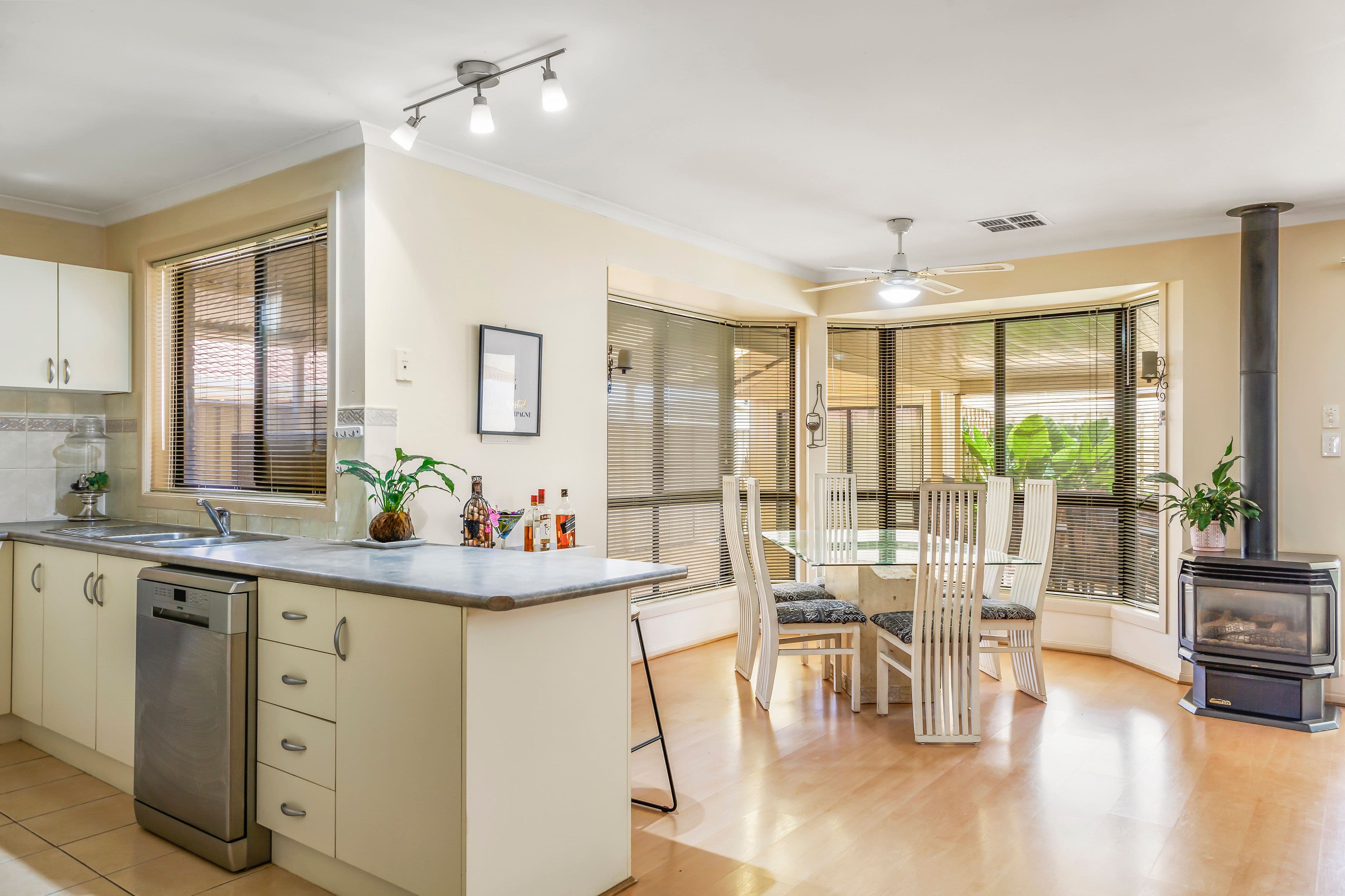 20 Rosette Avenue, Para Hills West SA 5096, Para Hills West - Thumbnail 3