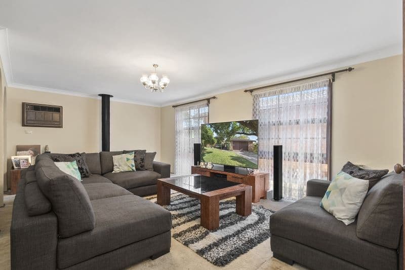 12 Robert Street, North Richmond - Thumbnail 3