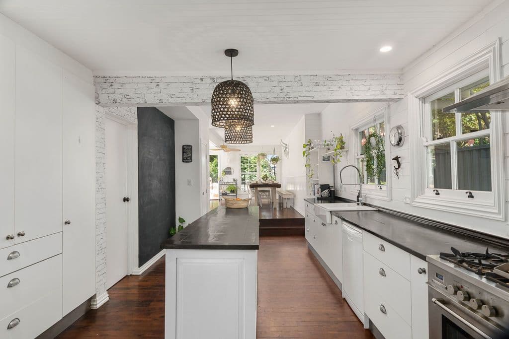 30 Twelfth Avenue, Palm Beach QLD 4221, Palm Beach - Thumbnail 3