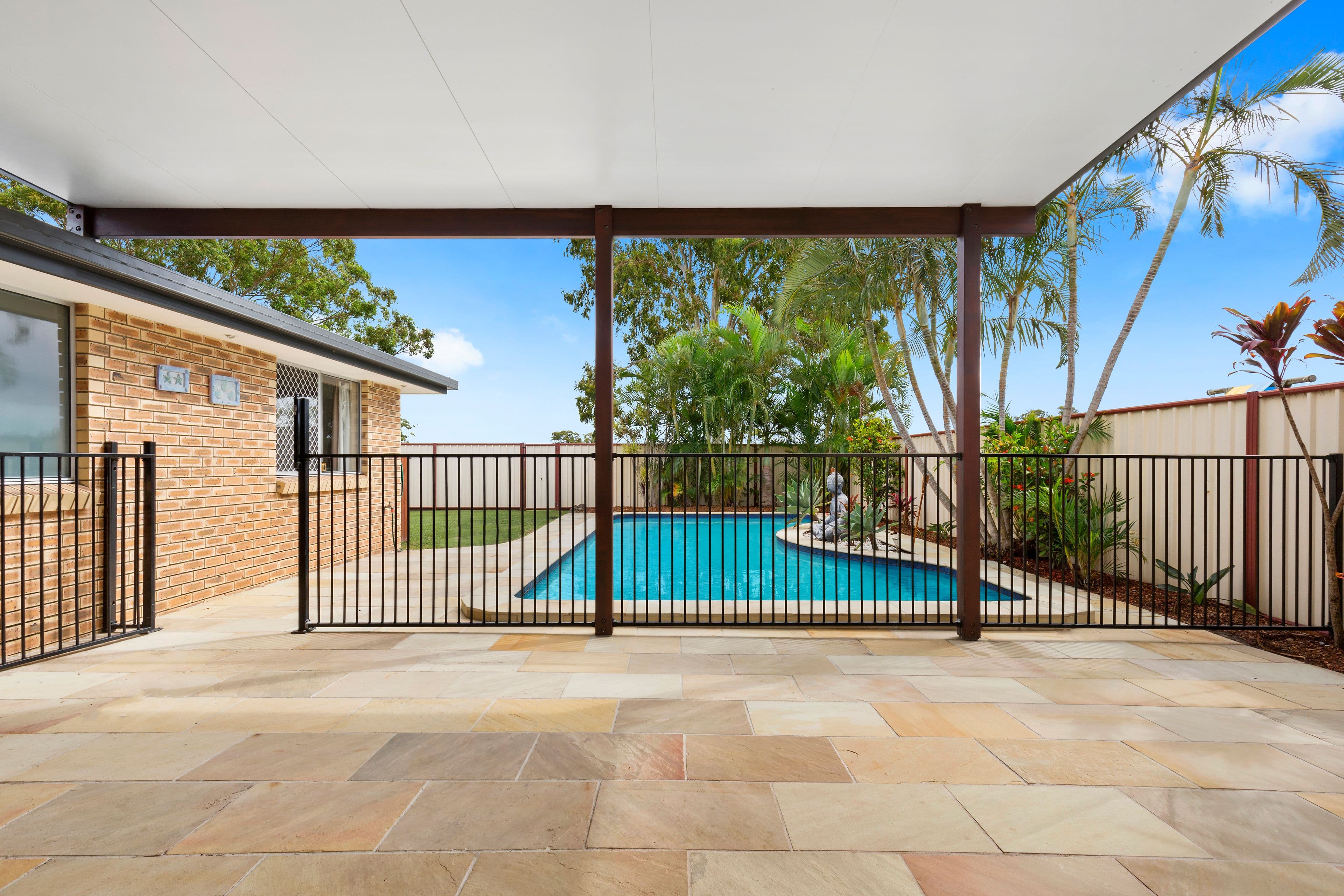 20 Volante Crescent, Mermaid Waters QLD 4218, Mermaid Waters - Thumbnail 3