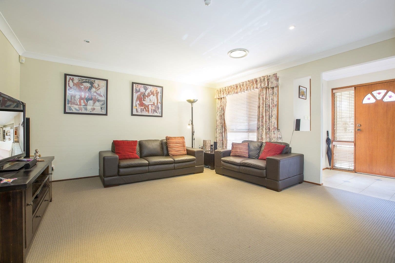 25 Butcherbird Place, Glenmore Park - Thumbnail 2