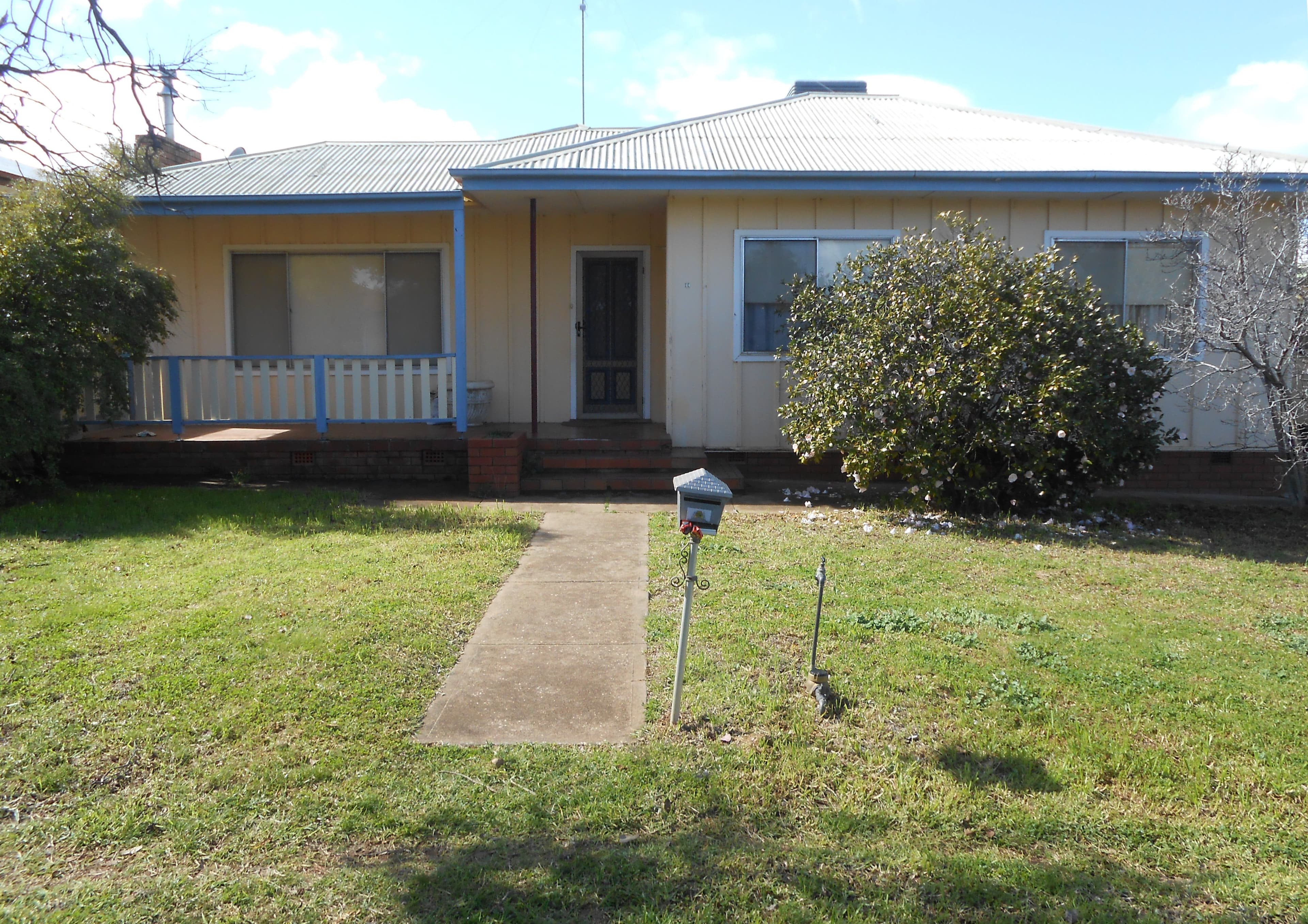 11 Wattle Street, Parkes - Image 1