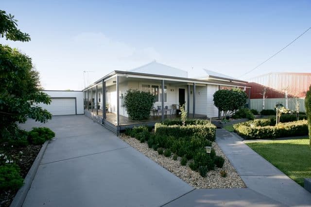 1 Charleville Road, TURVEY PARK NSW 2650, Turvey Park - Image 1