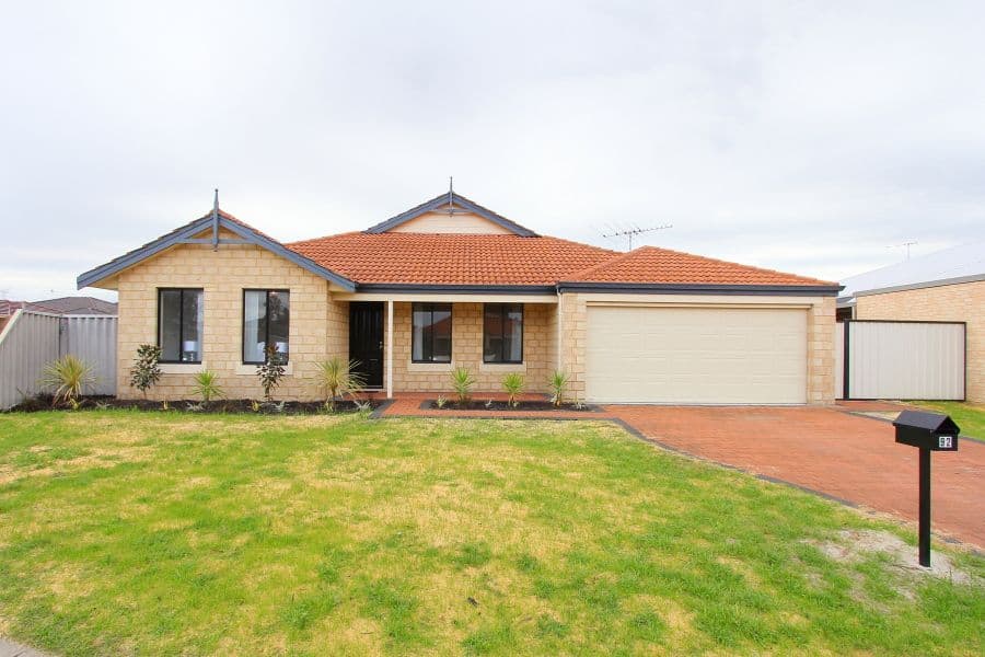 92 Bridgeman Drive, Bennett Springs WA 6063, Bennett Springs - Image 1