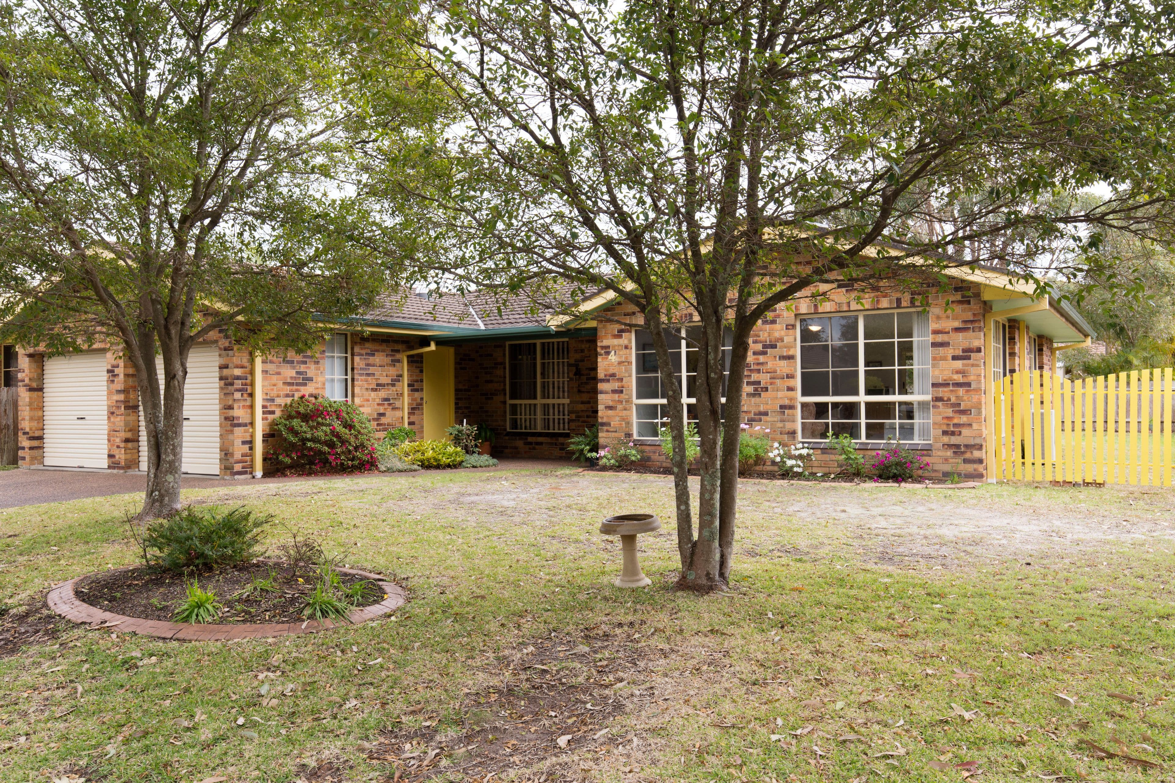 4 Higgins Close, Tea Gardens - Image 1
