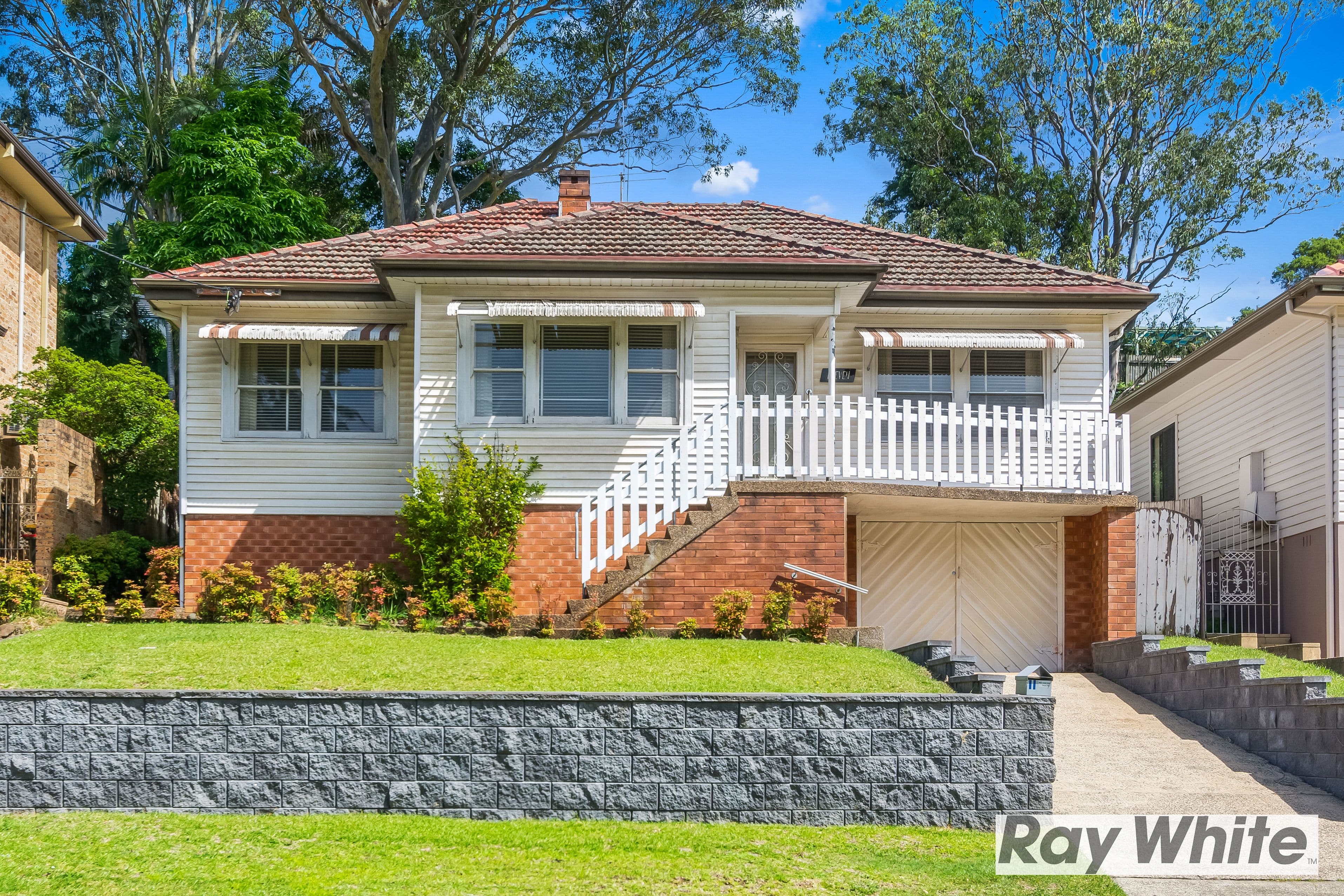 11 Toorak Avenue, Mangerton NSW 2500, Mount Saint Thomas - Image 1