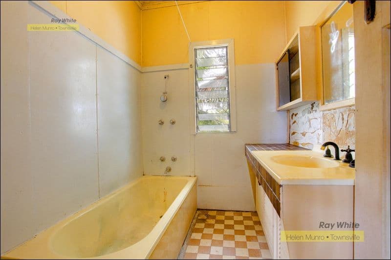 3 and 5 Whyte Street, HERMIT PARK QLD 4812, Hermit Park - Thumbnail 6