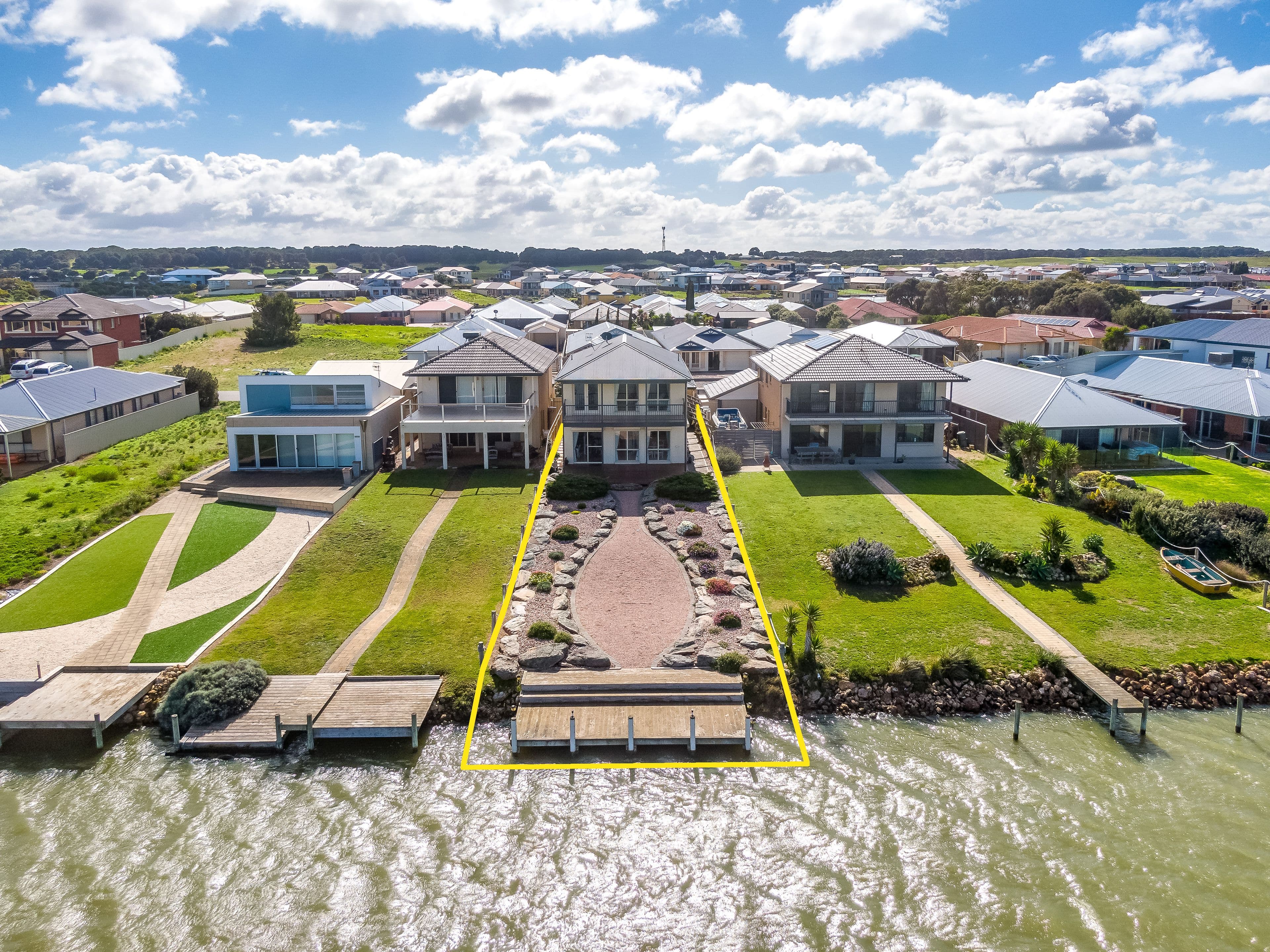 87 Wentworth Parade, Hindmarsh Island SA 5214, Hindmarsh Island - Thumbnail 3