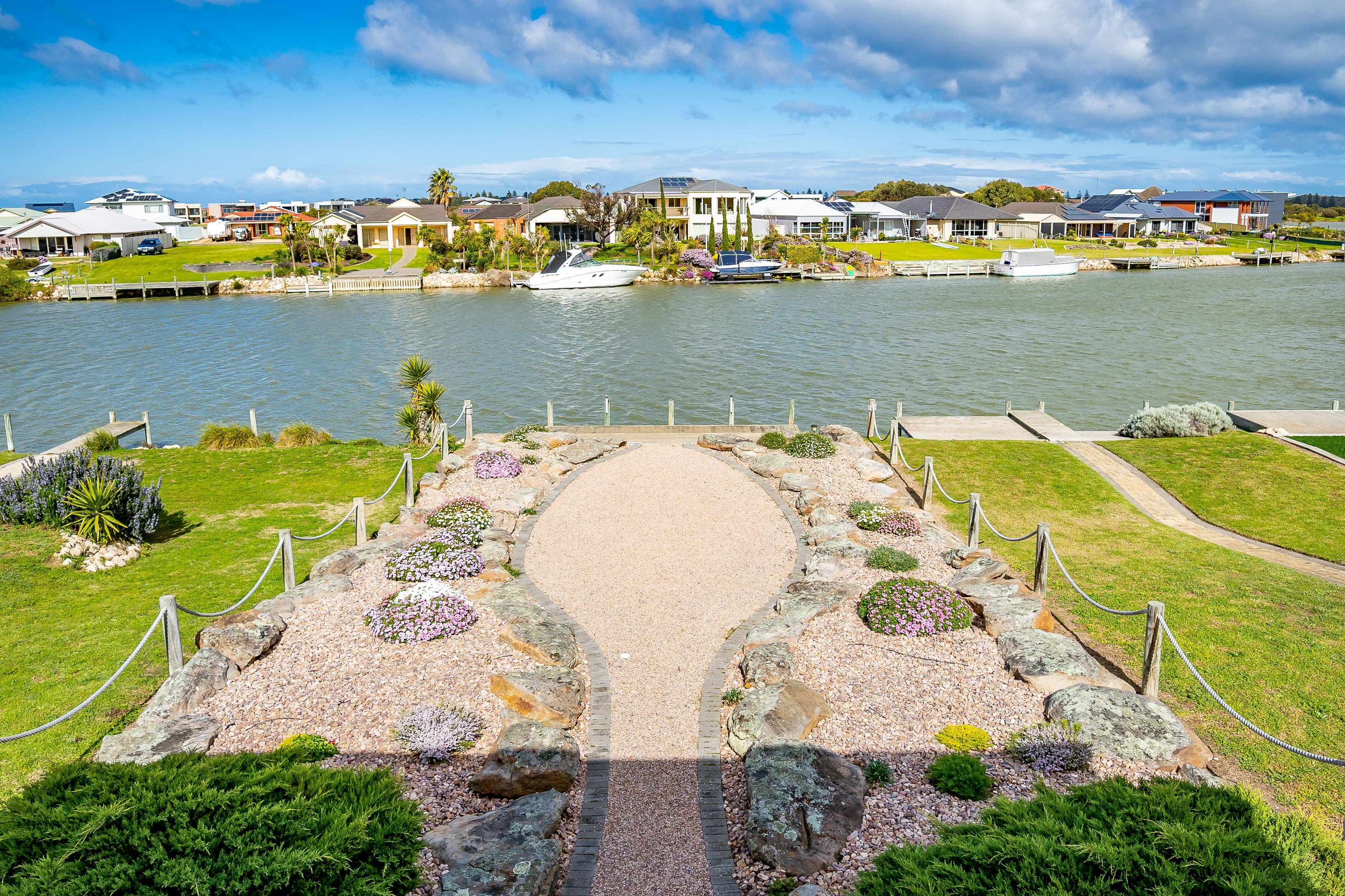 87 Wentworth Parade, Hindmarsh Island SA 5214, Hindmarsh Island - Thumbnail 8