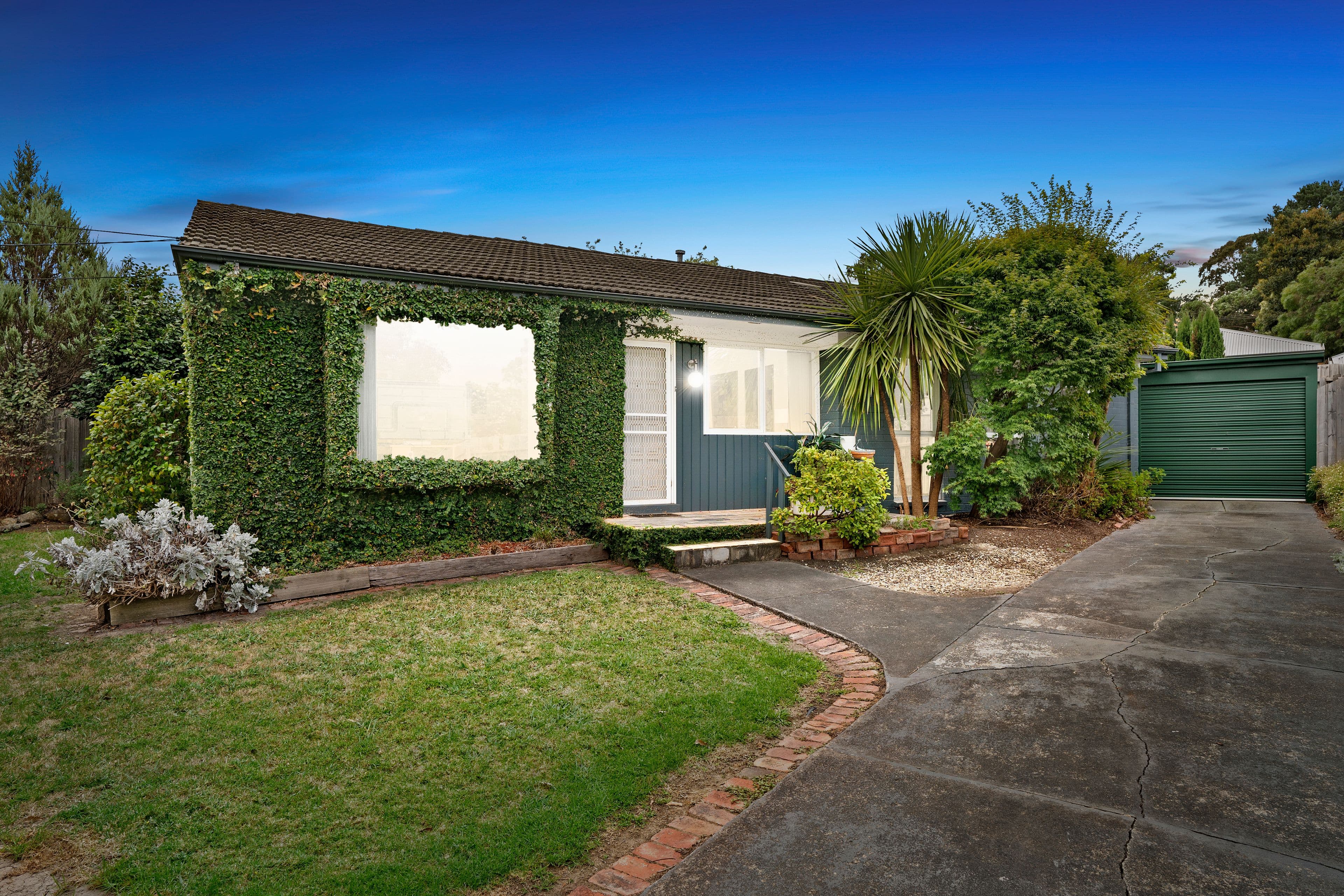 28 Ballantyne Crescent, Kilsyth VIC 3137, Kilsyth - Image 1