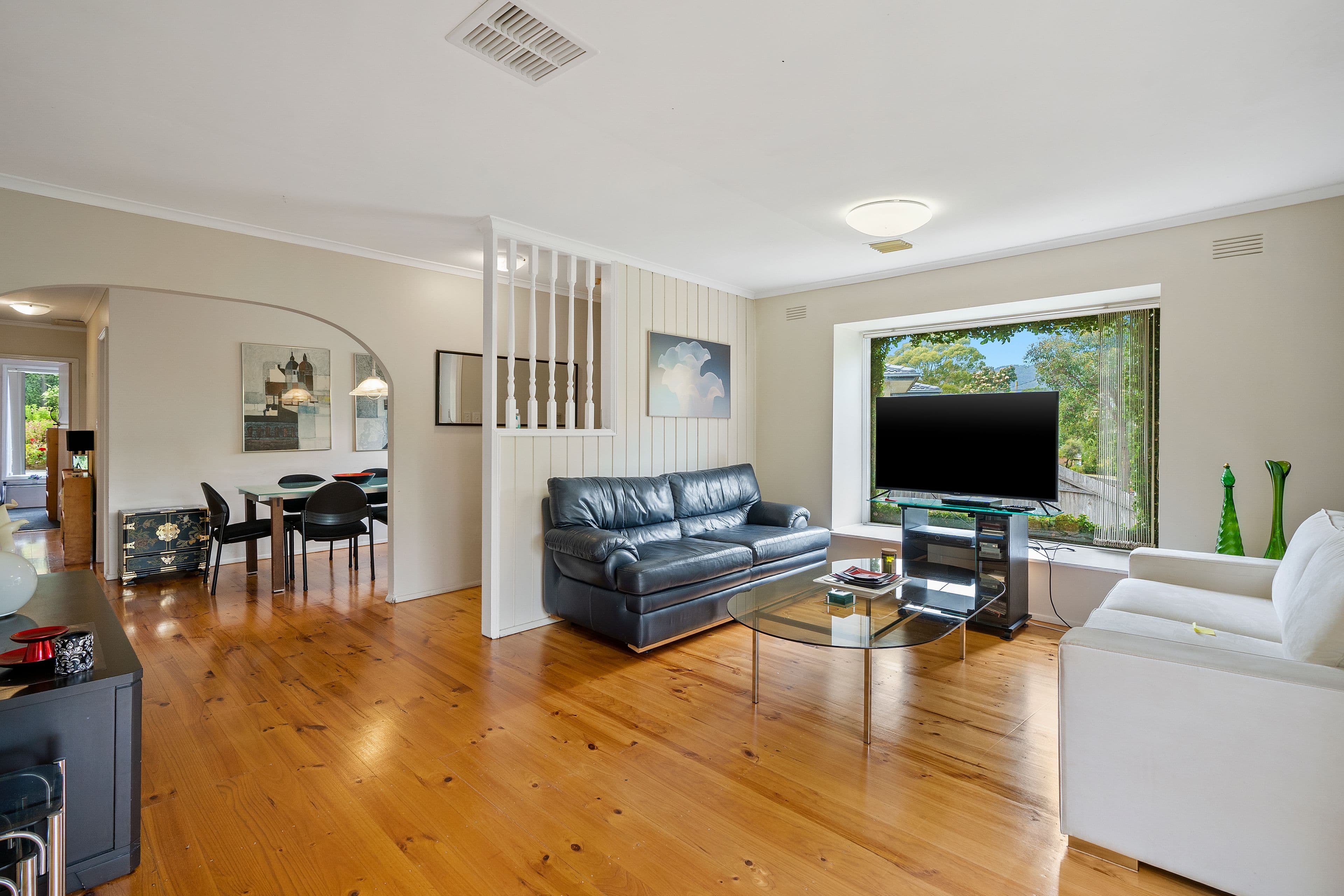 28 Ballantyne Crescent, Kilsyth VIC 3137, Kilsyth - Thumbnail 2