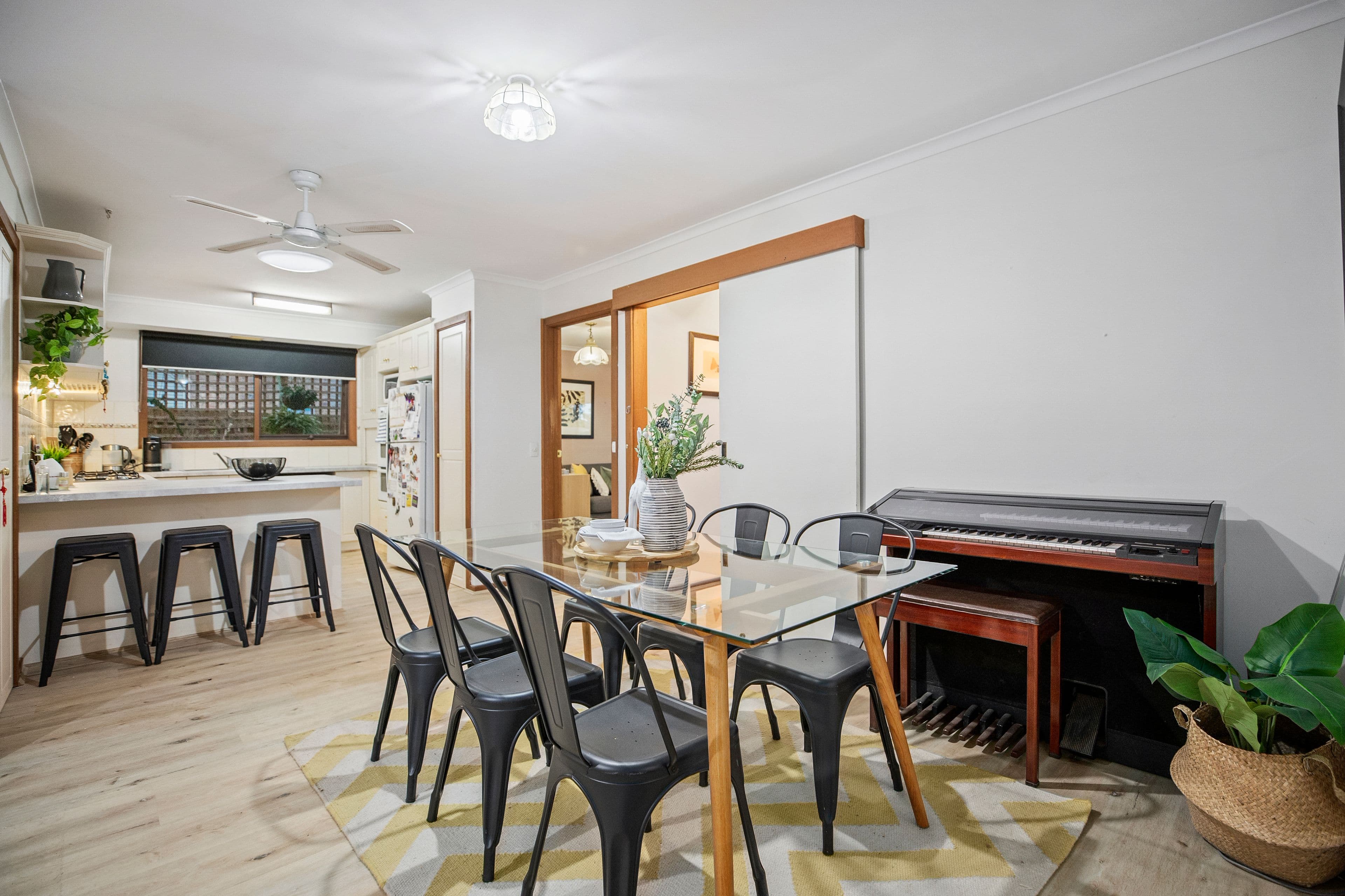 33 Tamboon Drive, Rowville VIC 3178, Rowville - Thumbnail 5