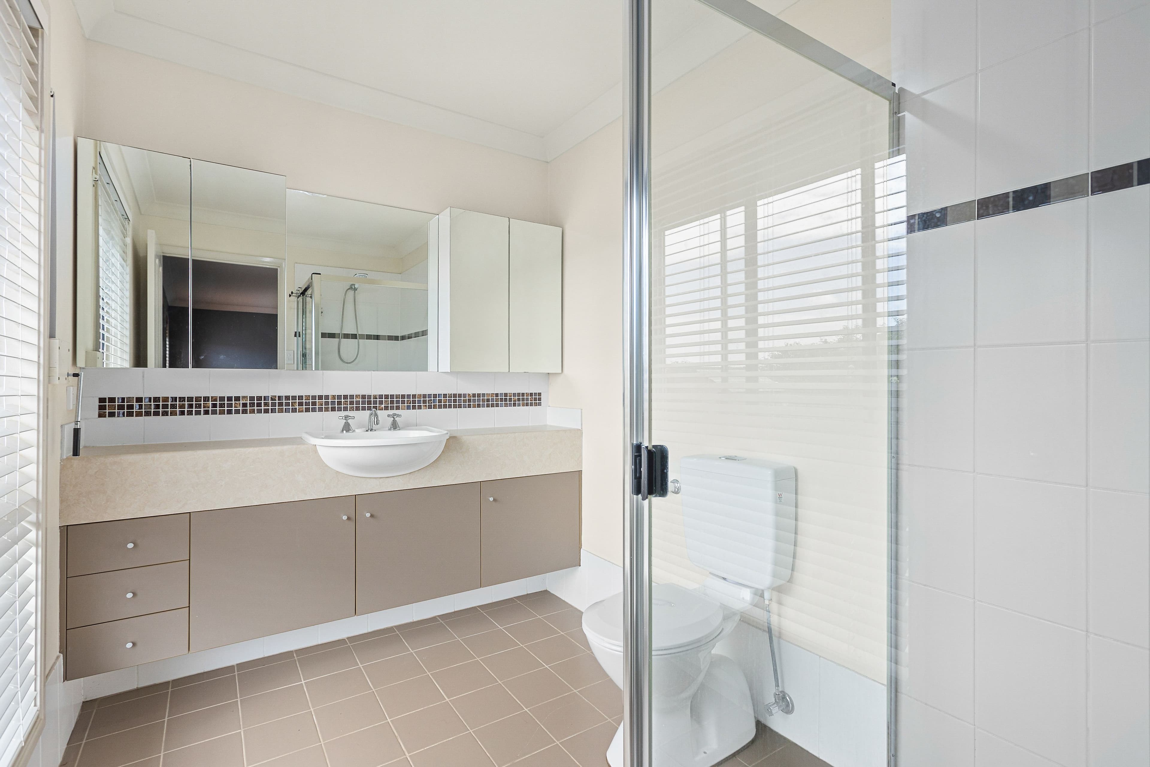 13 Waterview Avenue, Haywards Bay NSW 2530, Haywards Bay - Thumbnail 8
