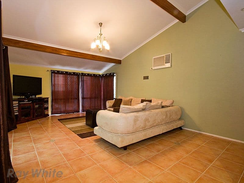 4 Wirilda Street, MIDDLE PARK QLD 4074, Middle Park - Thumbnail 6
