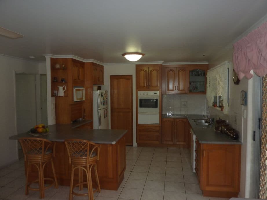 22 John Oxley Avenue, RURAL VIEW QLD 4740, Rural View - Thumbnail 2