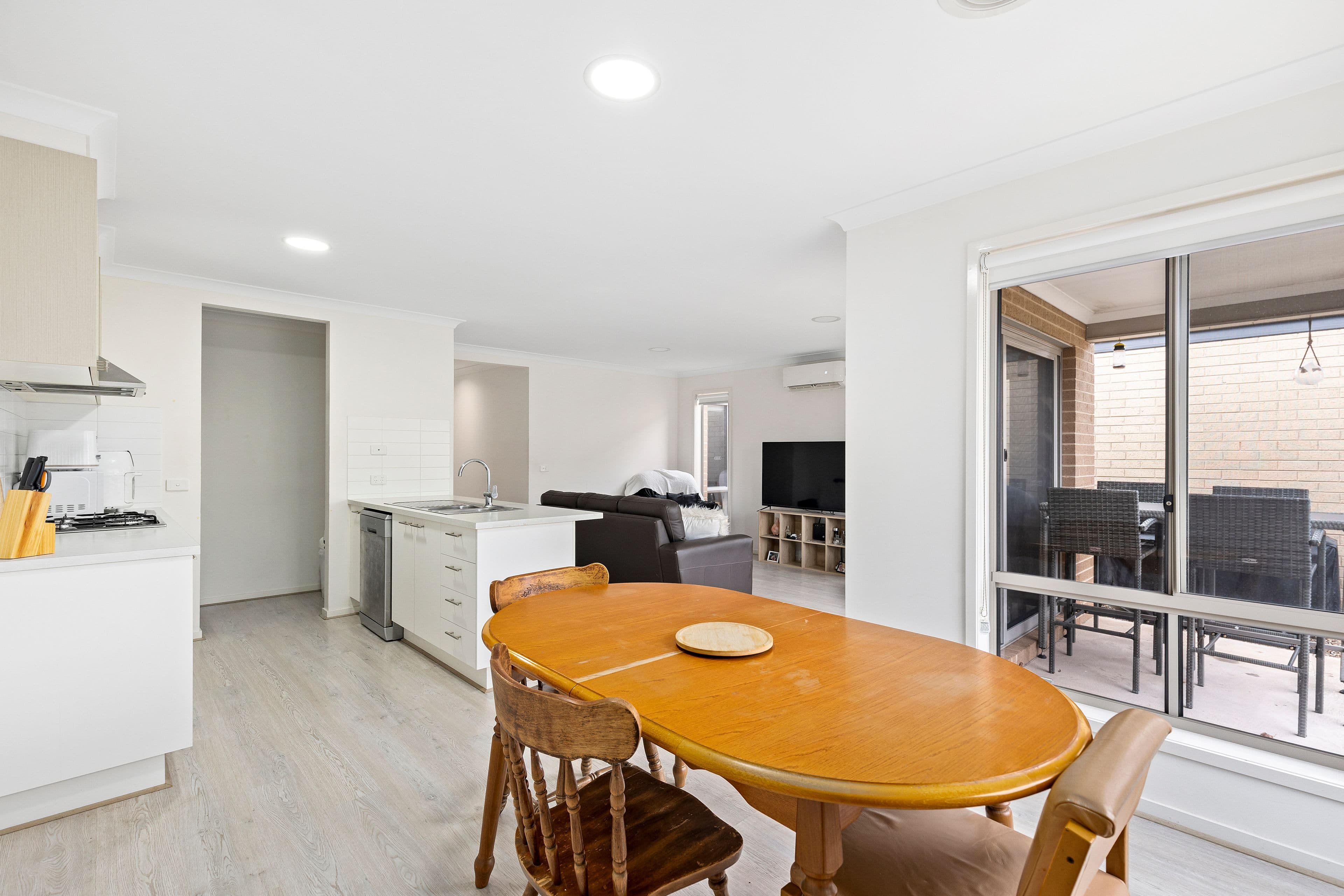 18 Rockfern Crescent, Diggers Rest VIC 3427, Diggers Rest - Thumbnail 4
