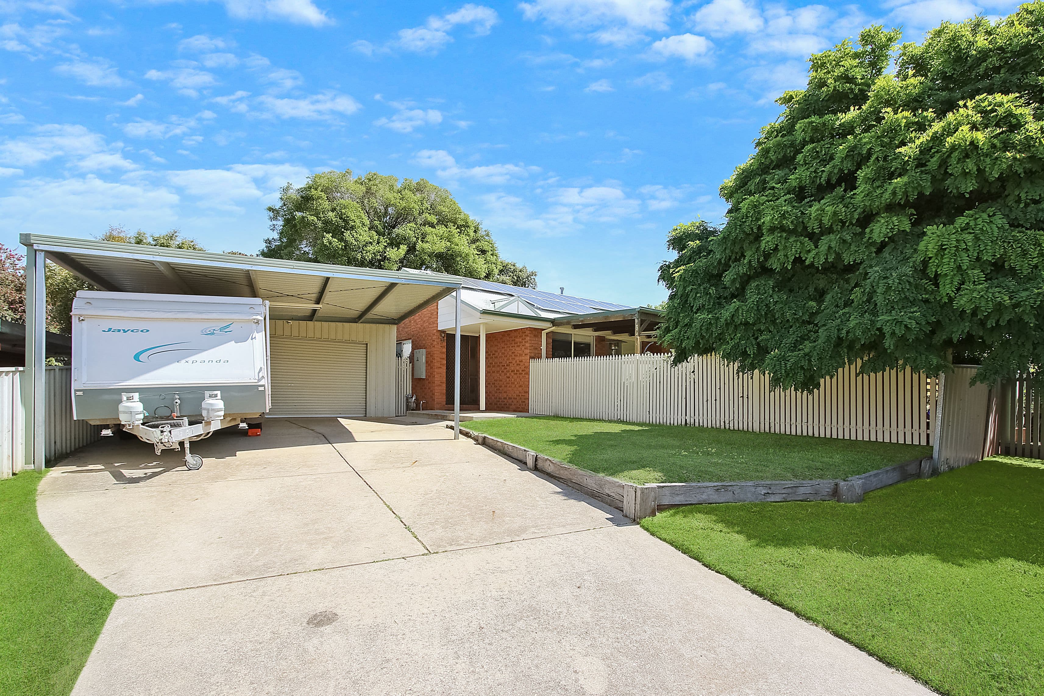 7 Thomas Place, West Wodonga VIC 3690, West Wodonga - Image 1