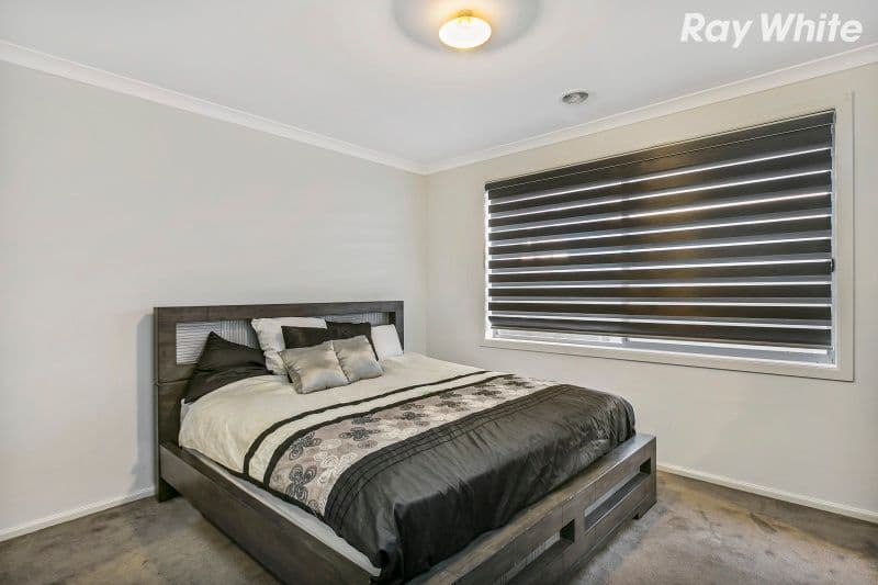 29 Stable Street, Pakenham VIC 3810, Pakenham - Thumbnail 2