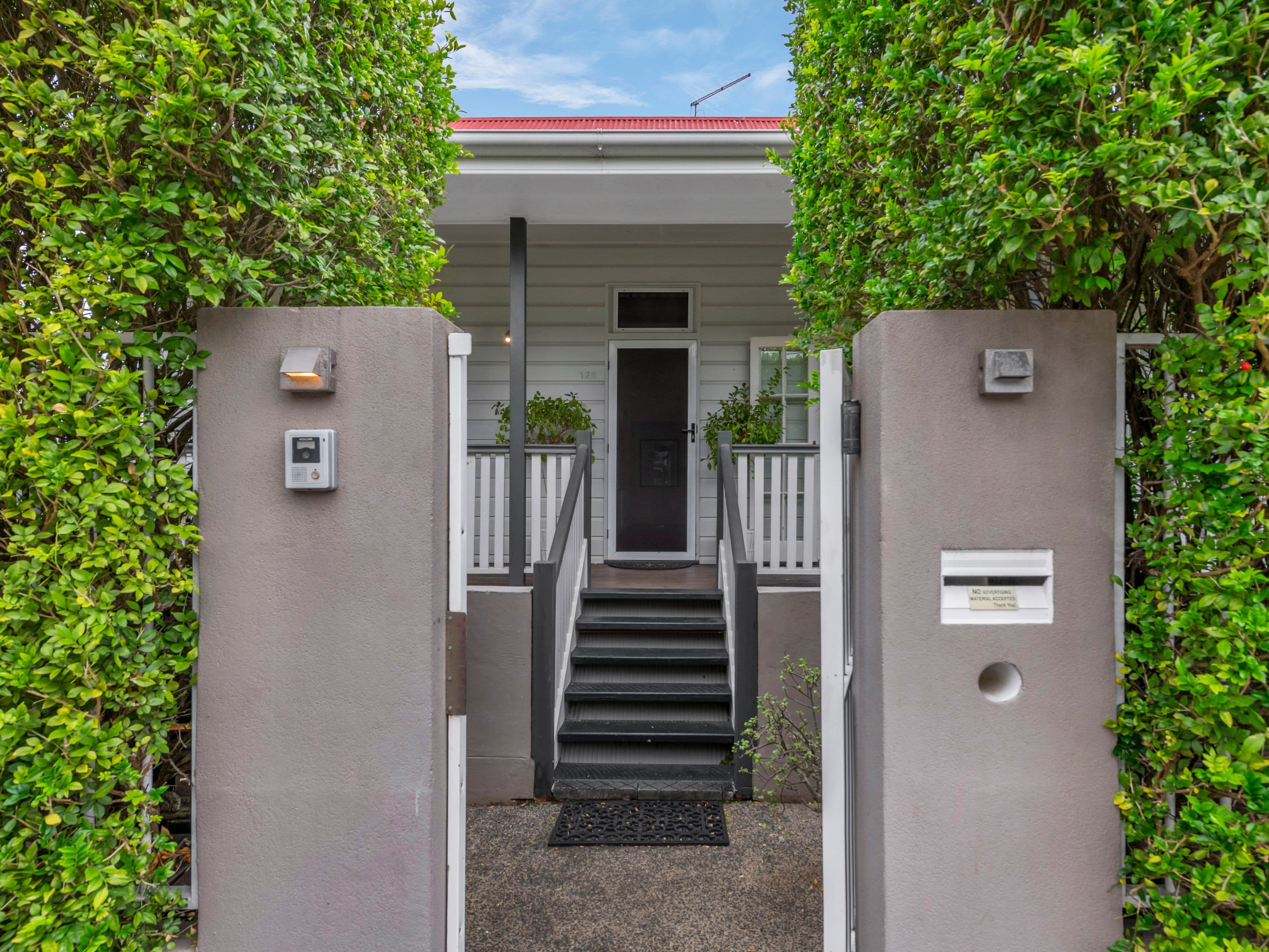 12 Carberry Drive, HOPETOUN PARK, Hopetoun Park - Thumbnail 2