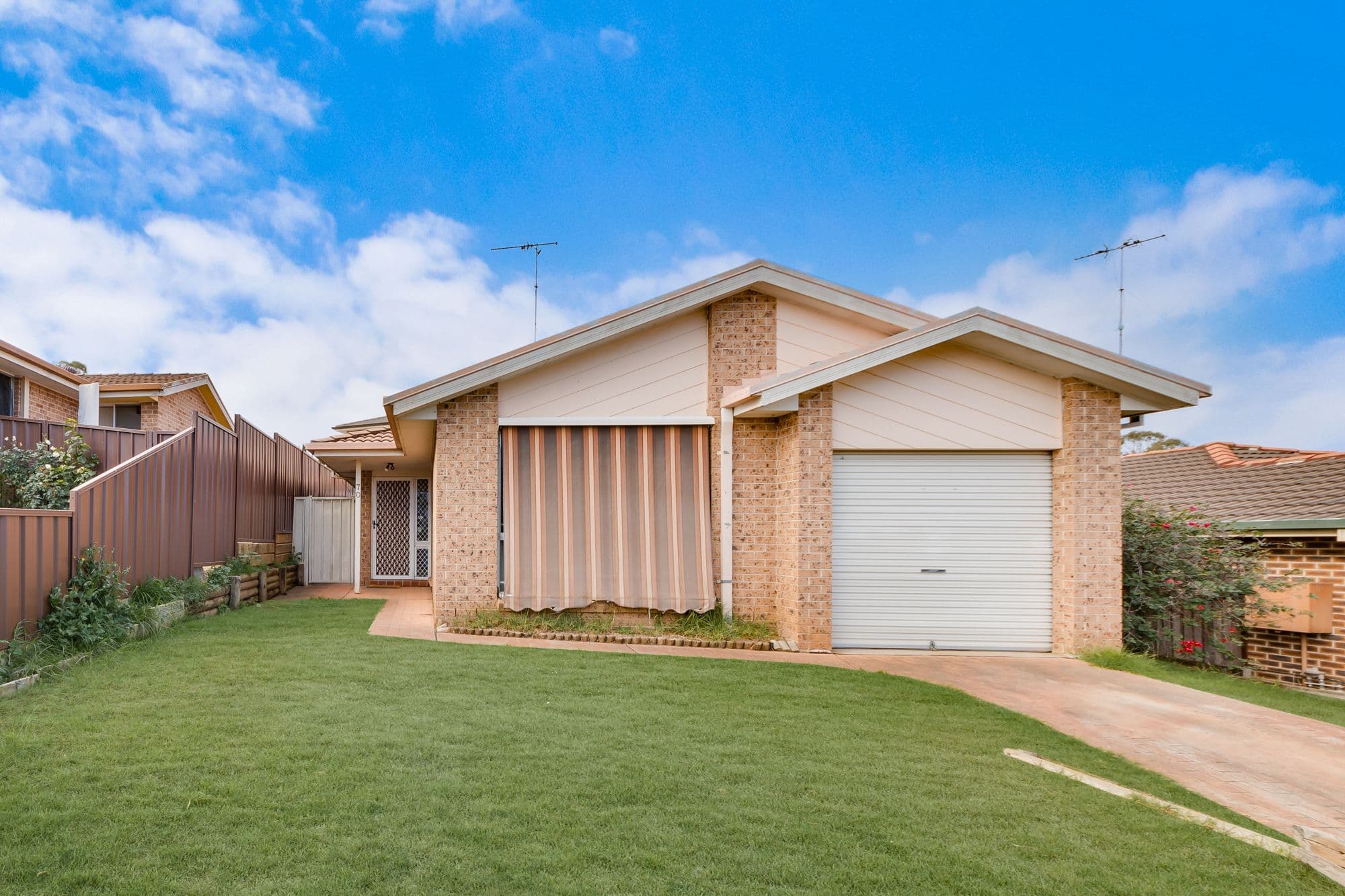 70 Townson Avenue, Minto - Image 1