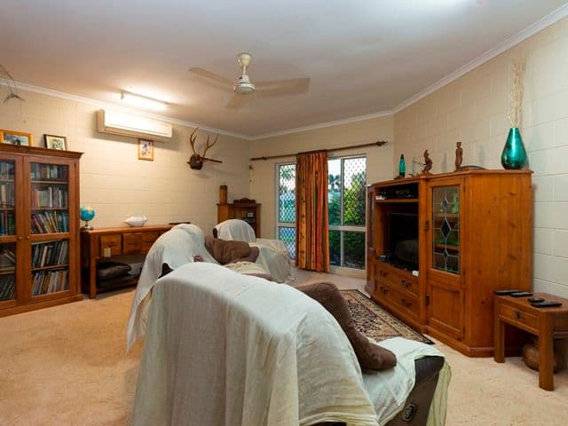 16 Atlantic Close, WHITE ROCK QLD 4868, White Rock - Thumbnail 4